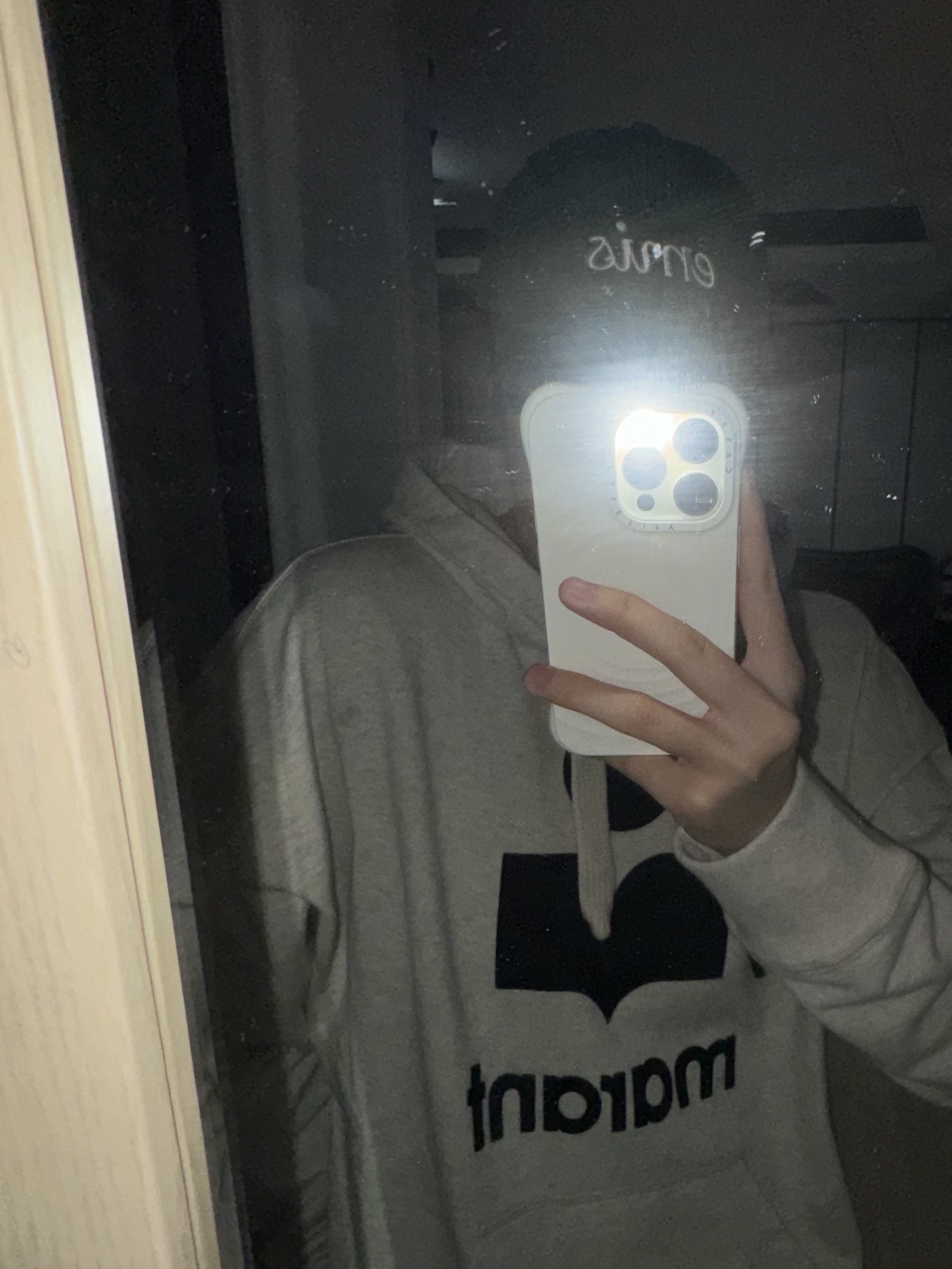 (W) Isabel Marant Mansel Oversized Hoodie Sweatshirt Ecru - 23SS, Emis Applique Ball Cap Green 착용 스타일