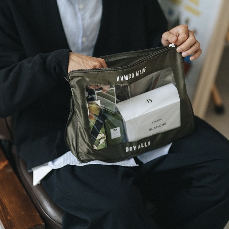 Human Made Travel Case Large Olive Drab, Human Made Travel Case Large Olive Drab 착용 스타일 - 2