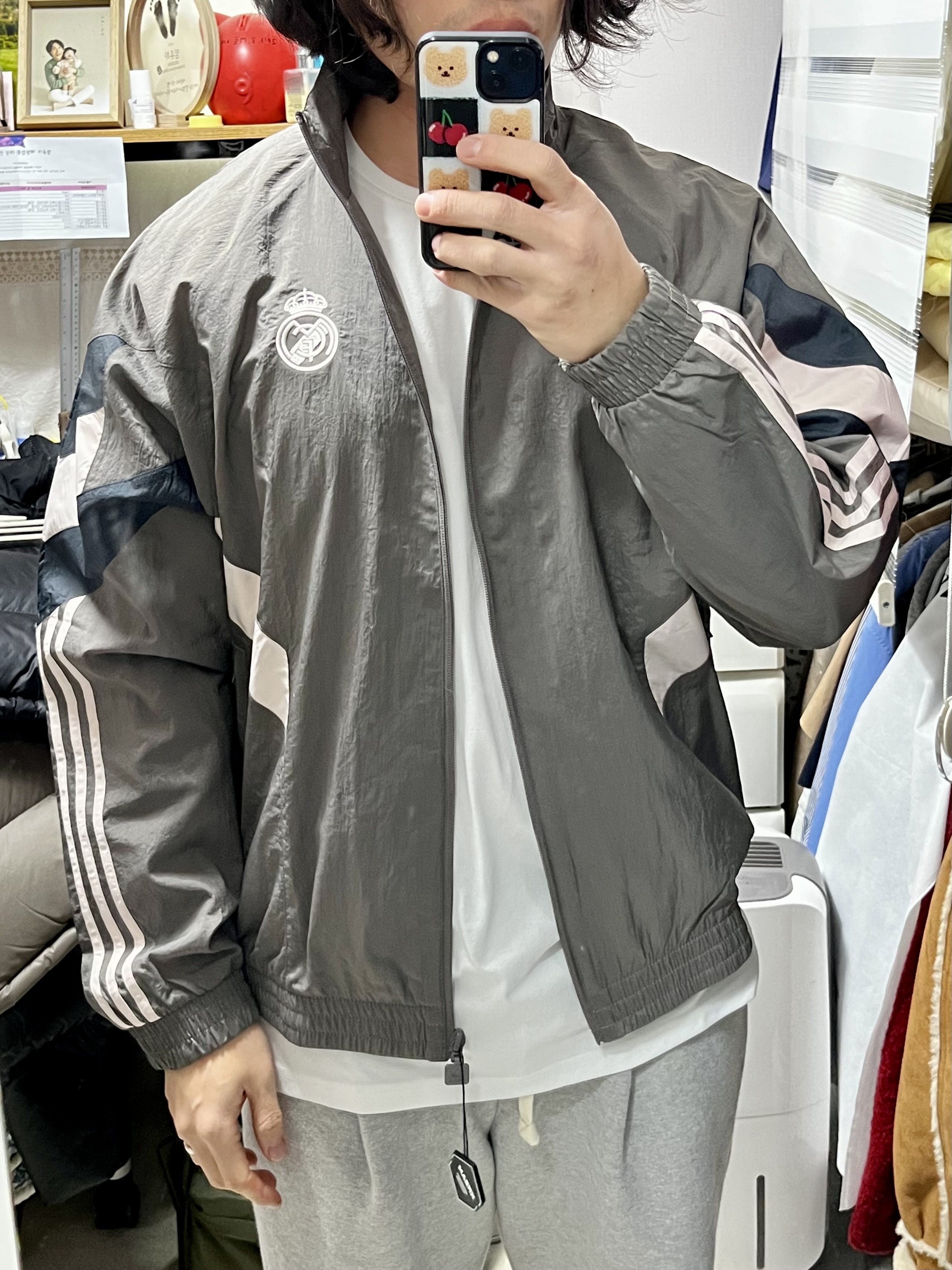 Adidas Real Madrid Originals Track Top Charcoal Grey - KR Sizing 착용 스타일 - 4