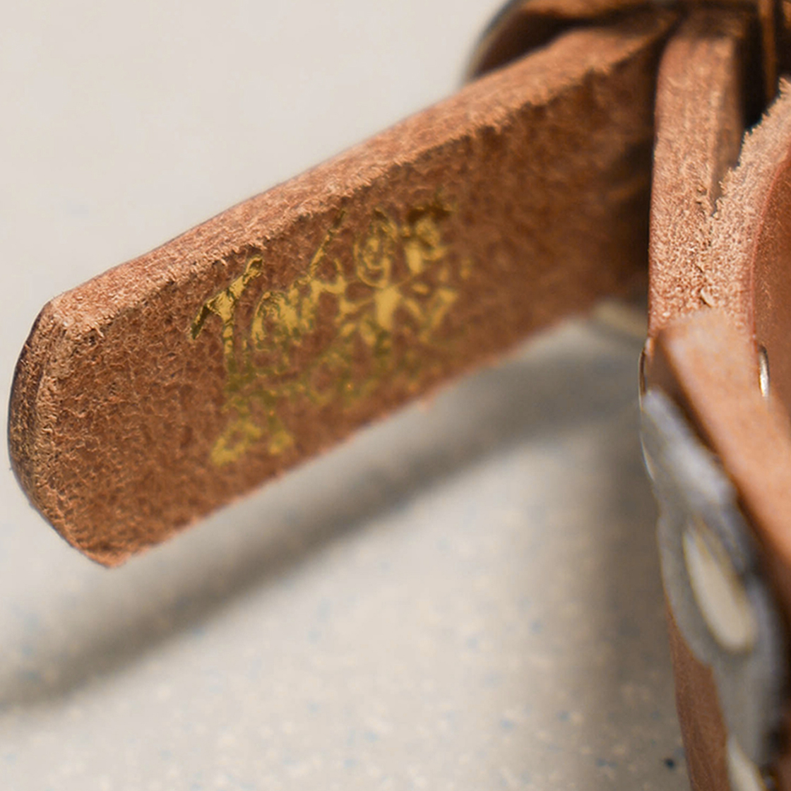 토우토우아카이브 피버퓨 레더 팔찌 브라운(TOWTOW.ARCHIVE Feverfew Leather Bracelet Brown) - 6