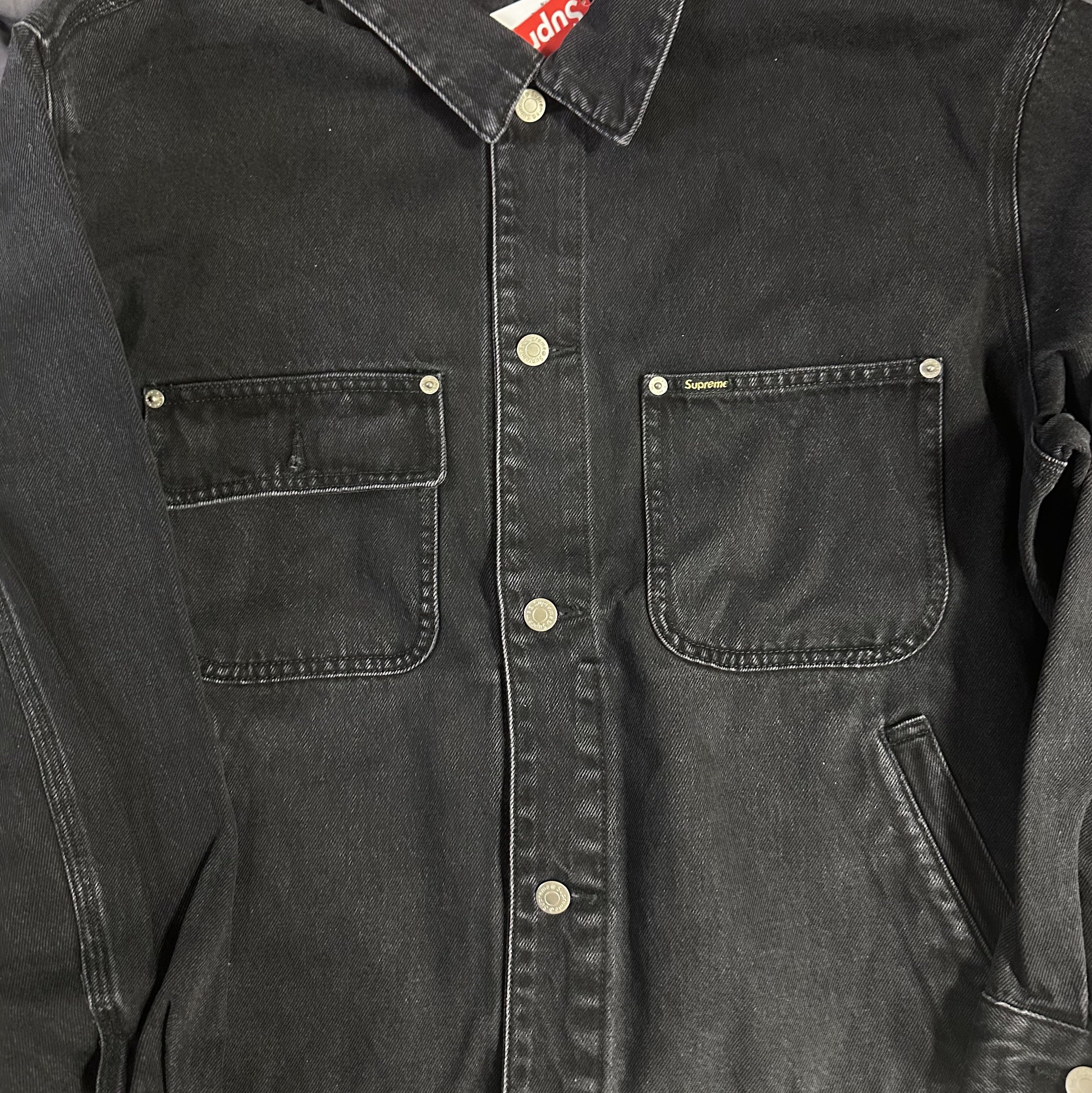 Supreme Denim Chore Trucker Jacket Black - 24SS 착용 스타일