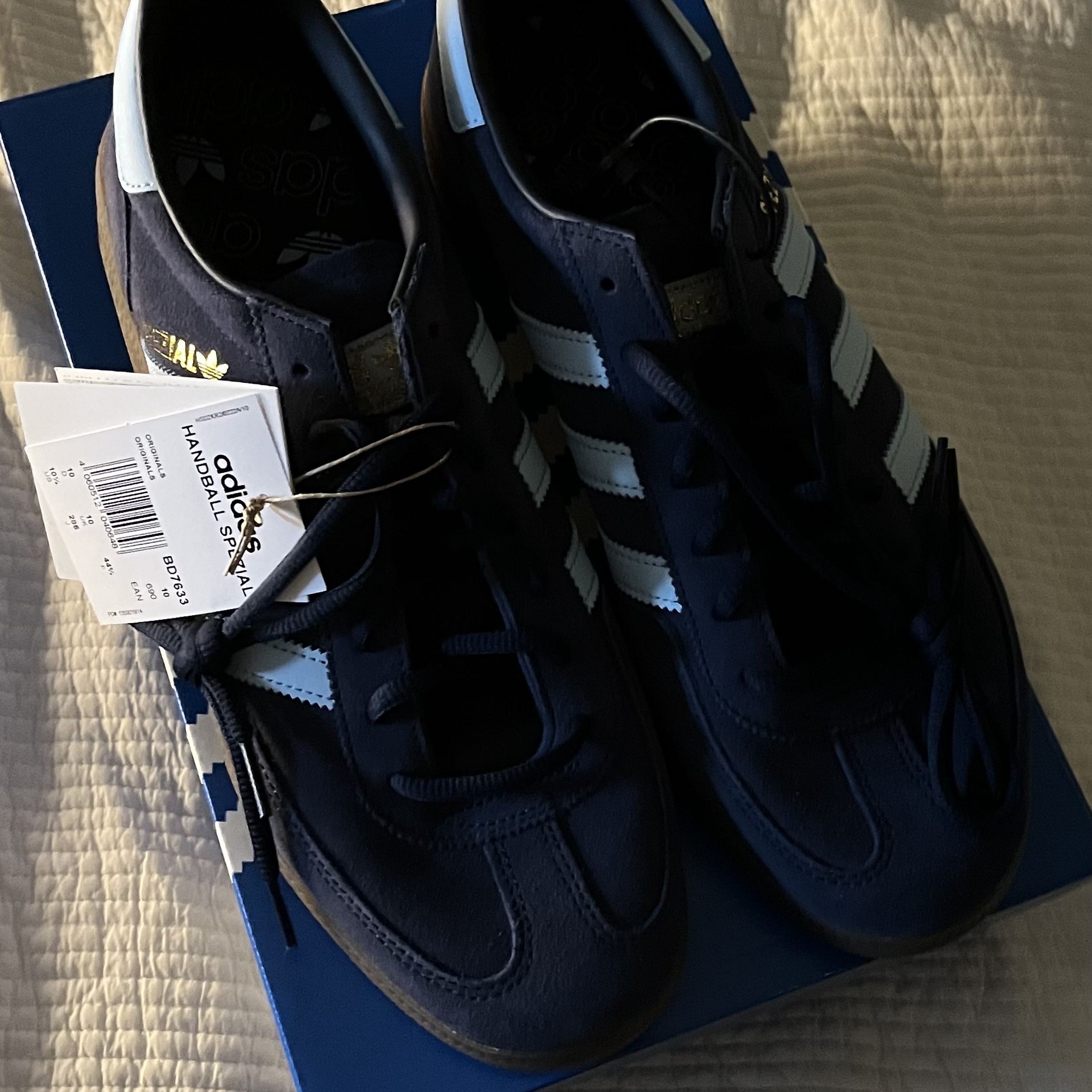 Adidas Spezial Handball Collegiate Navy 착용 스타일
