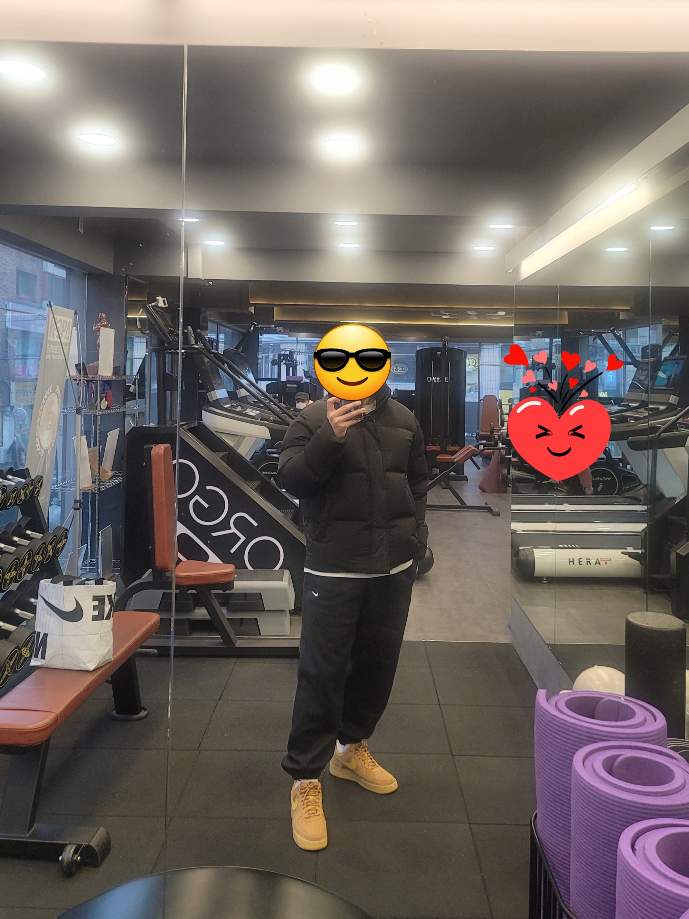 (W) Nike NRG Solo Swoosh Fleece Pants Black White - Asia, Nike Air Force 1 '07 WB Flax 착용 스타일