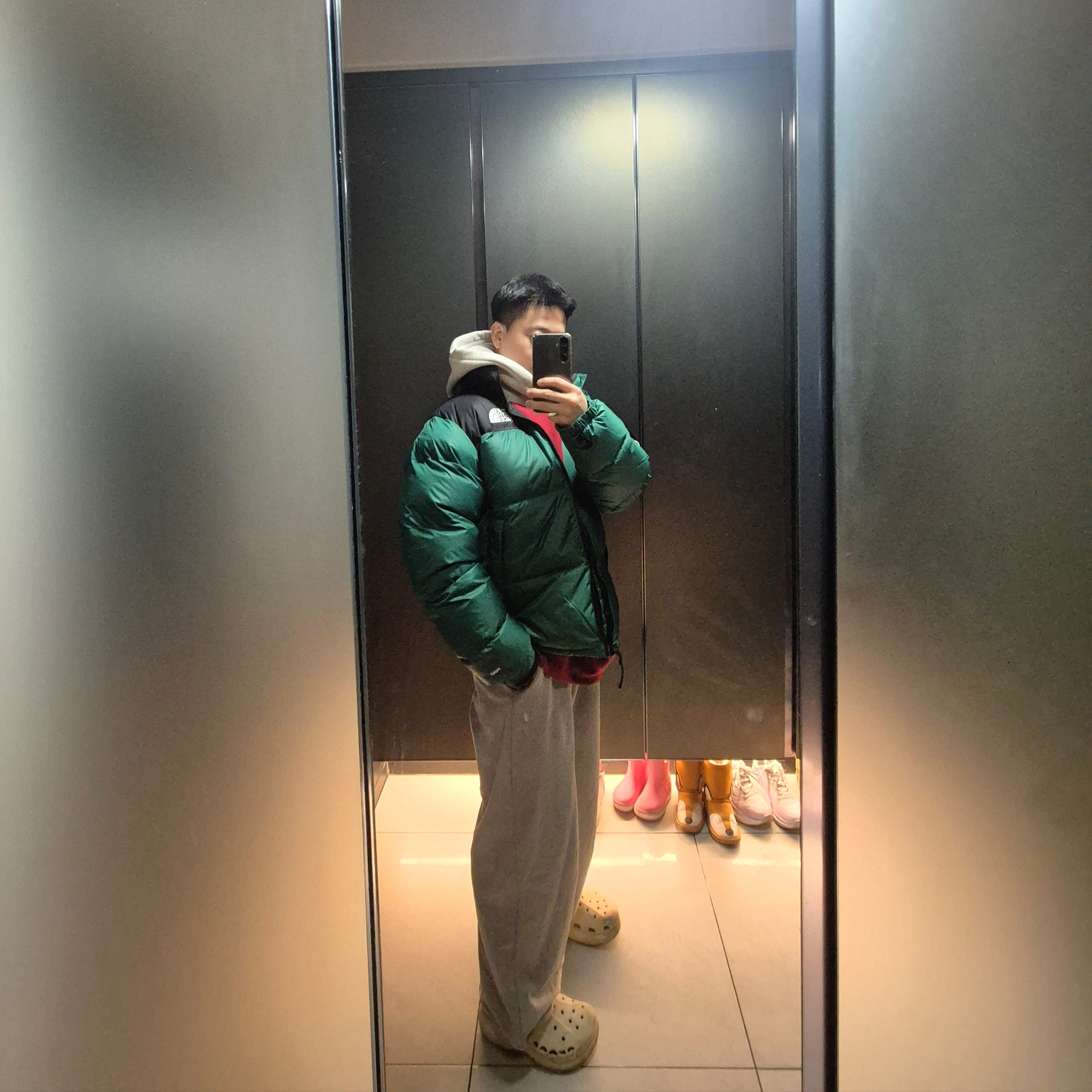 Supreme x The North Face Nuptse Jacket Green - 24FW 착용 스타일 - 1