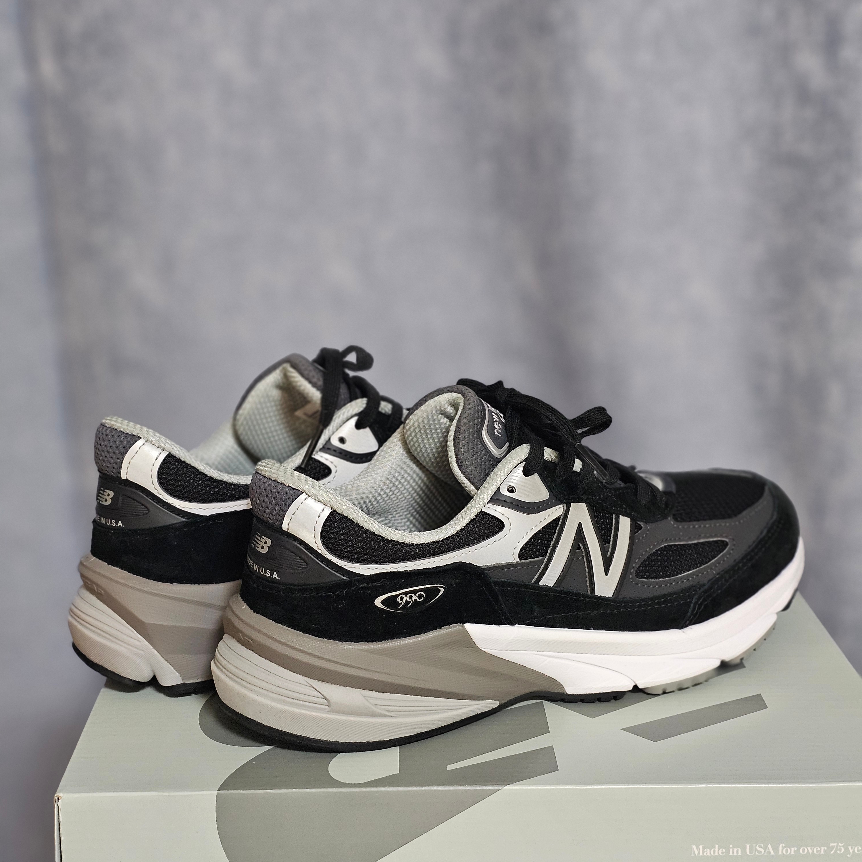 New Balance 990v6 Made in USA Black White 착용 스타일