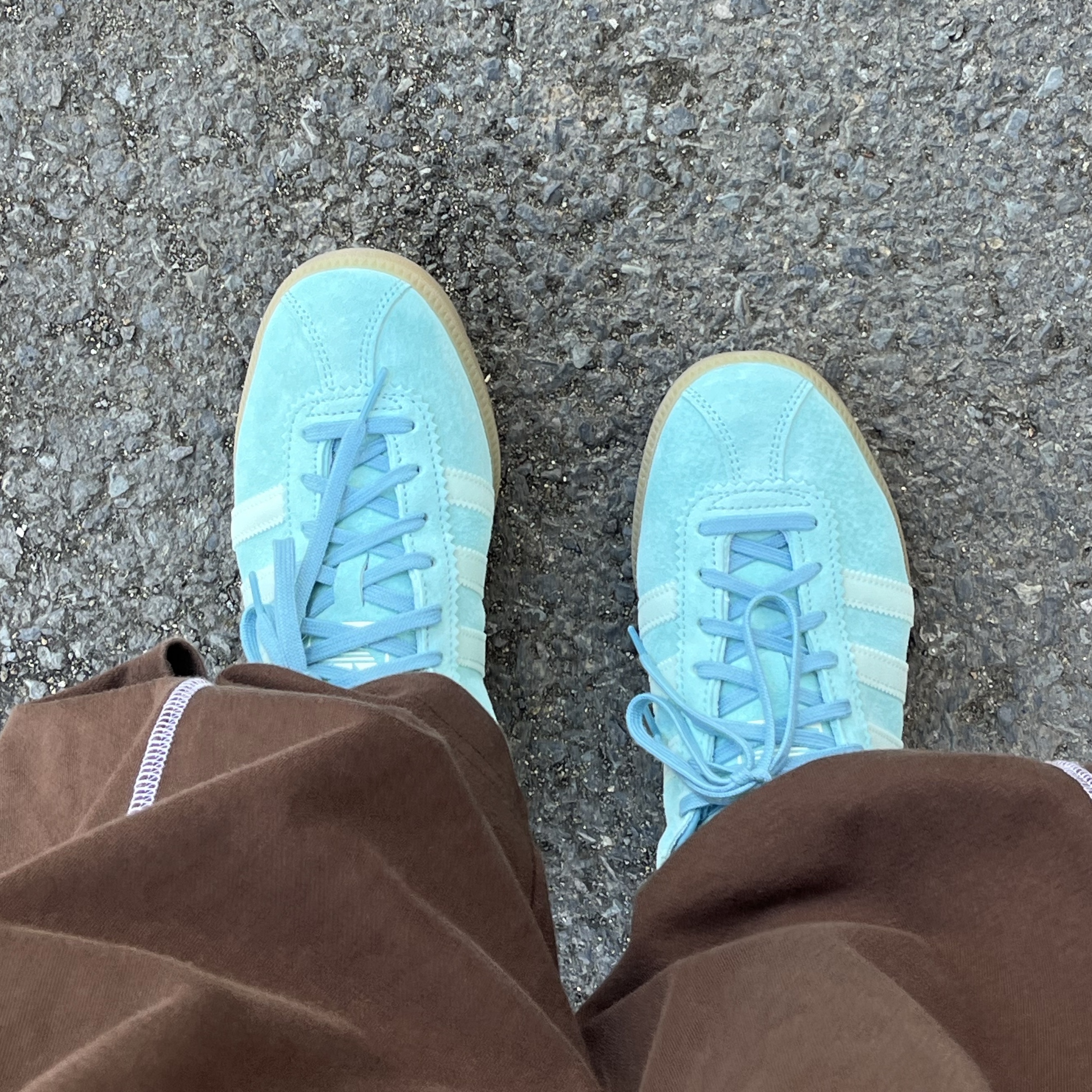 Adidas Bermuda Easy Mint 착용 스타일 - 1