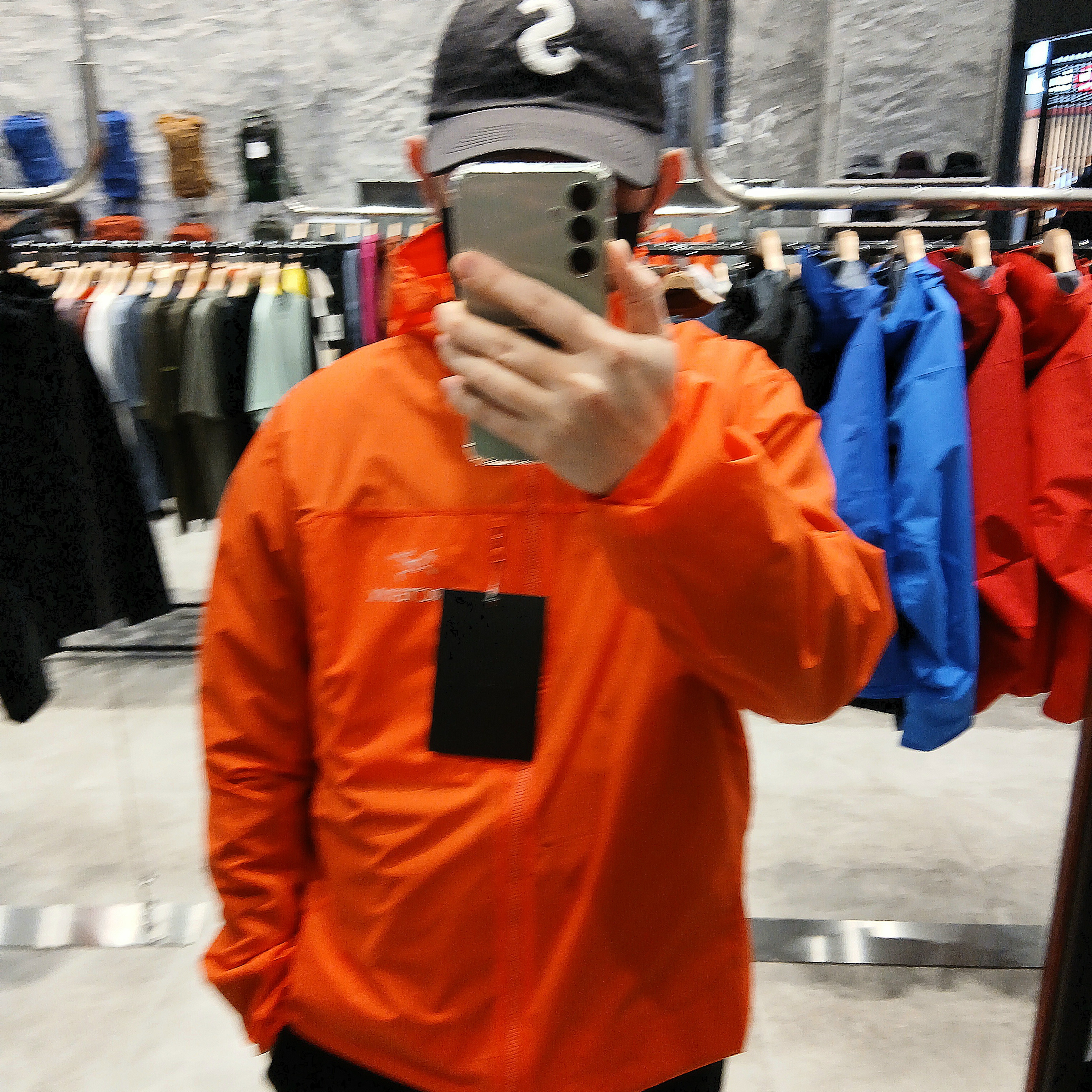 Arc'teryx Squamish Hoody Solaris, Supreme Cordura Ripstop S Logo 6-Panel Black - 23SS 착용 스타일 - 2