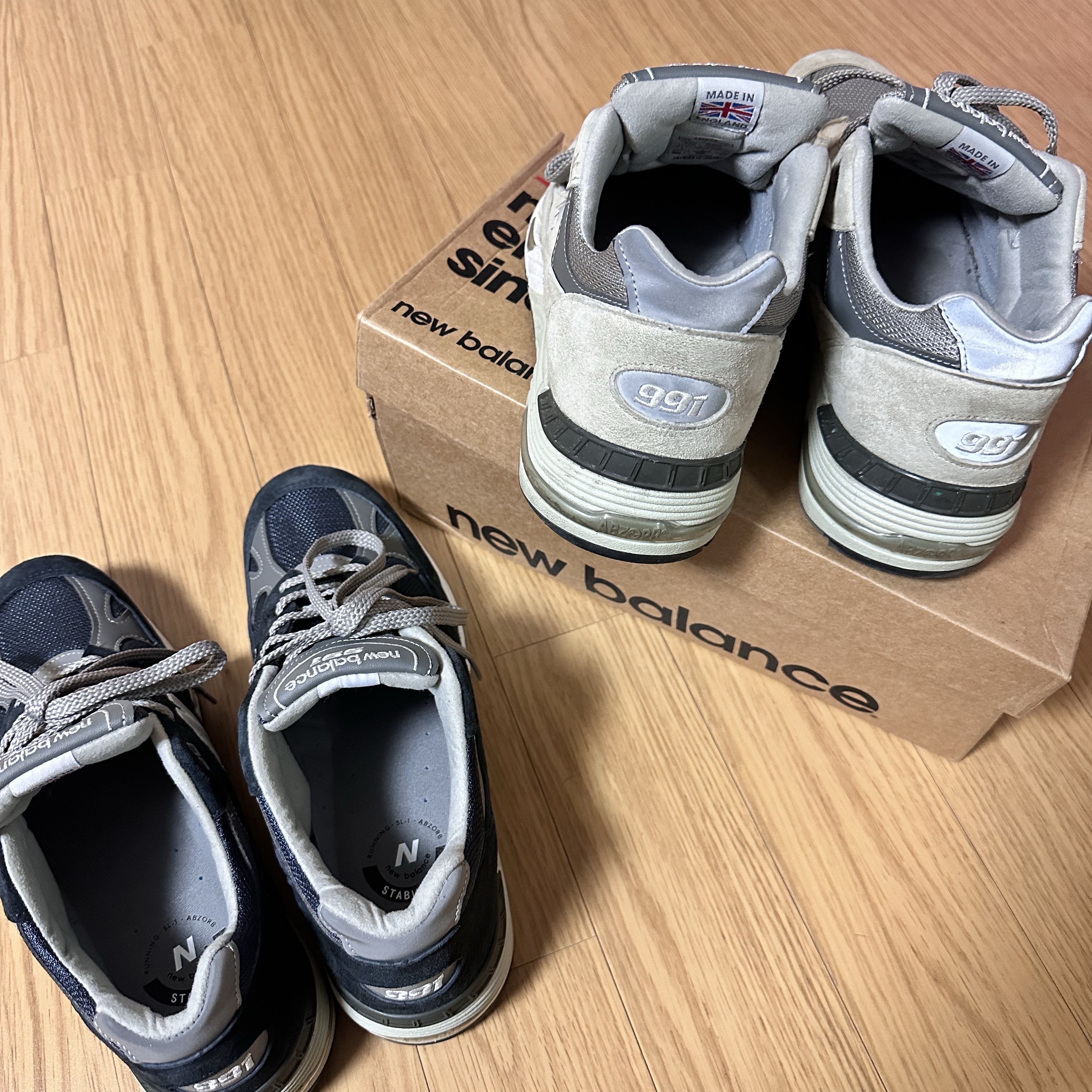 New Balance 991 Made in UK Navy, New Balance 991 Made in UK Grey 착용 스타일 - 3