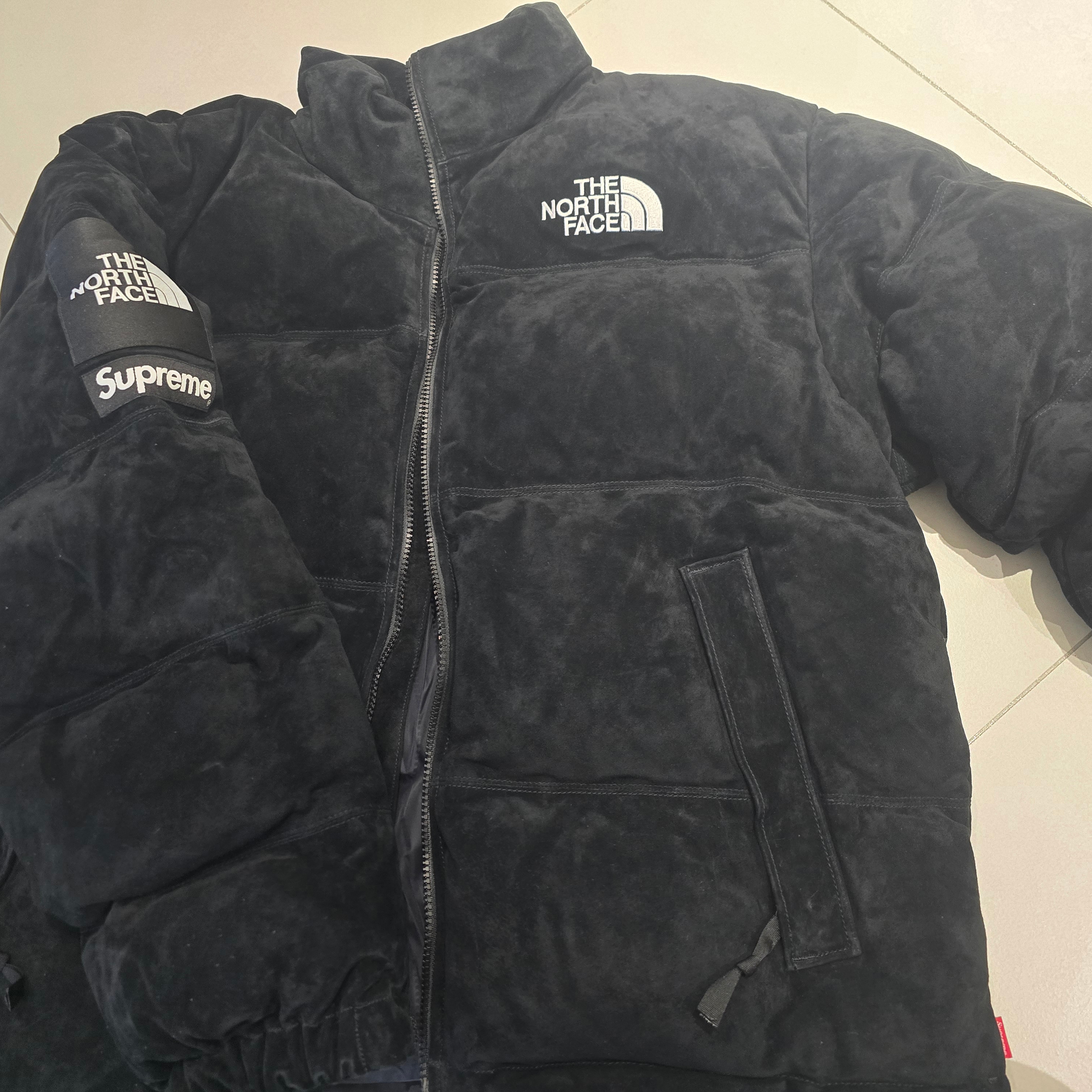 Supreme x The North Face Suede Nuptse Jacket Black - 23FW 착용 스타일