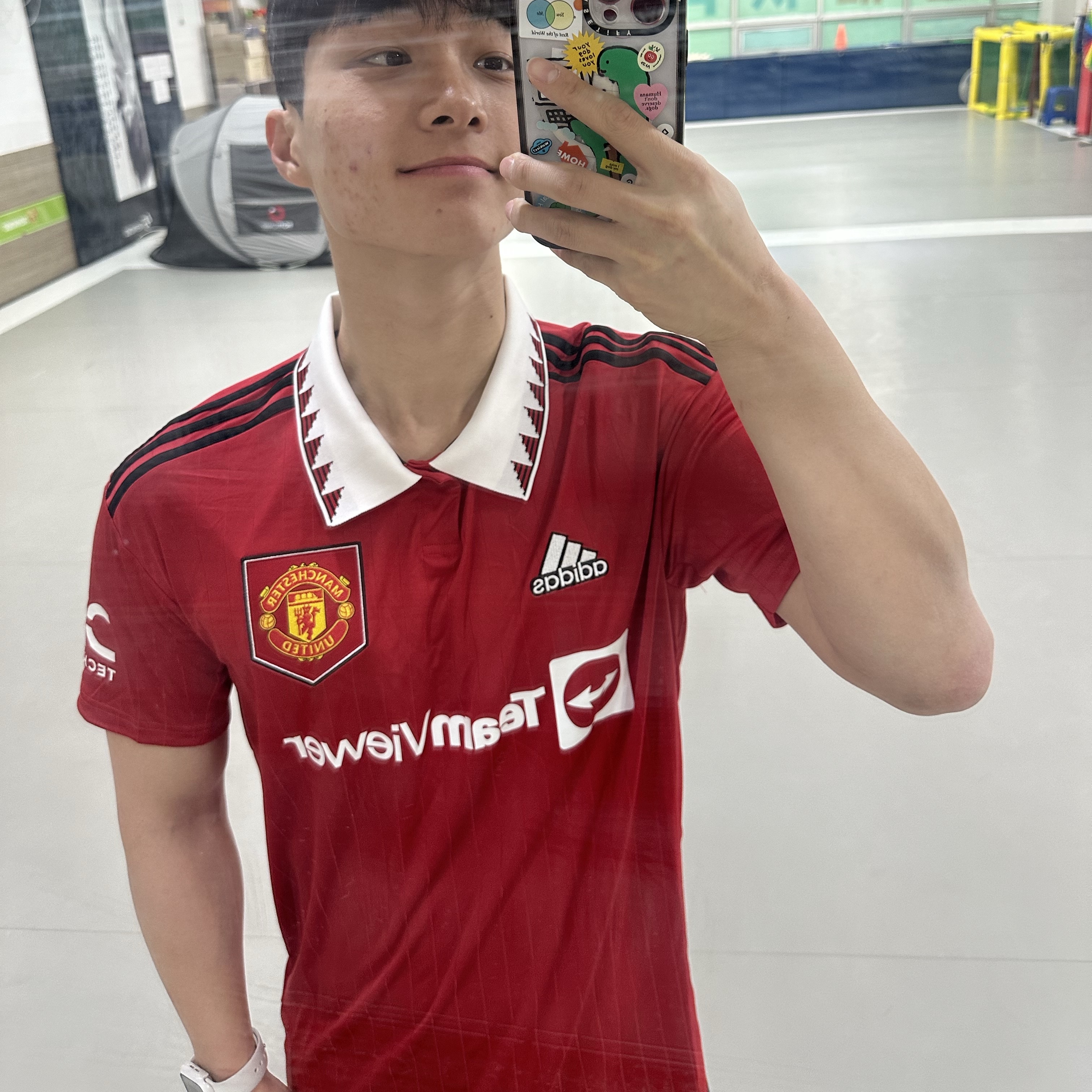 Adidas Manchester United 2022/23 Home Jersey Real Red - US Sizing (Non Marking Ver.) 착용 스타일 - 2