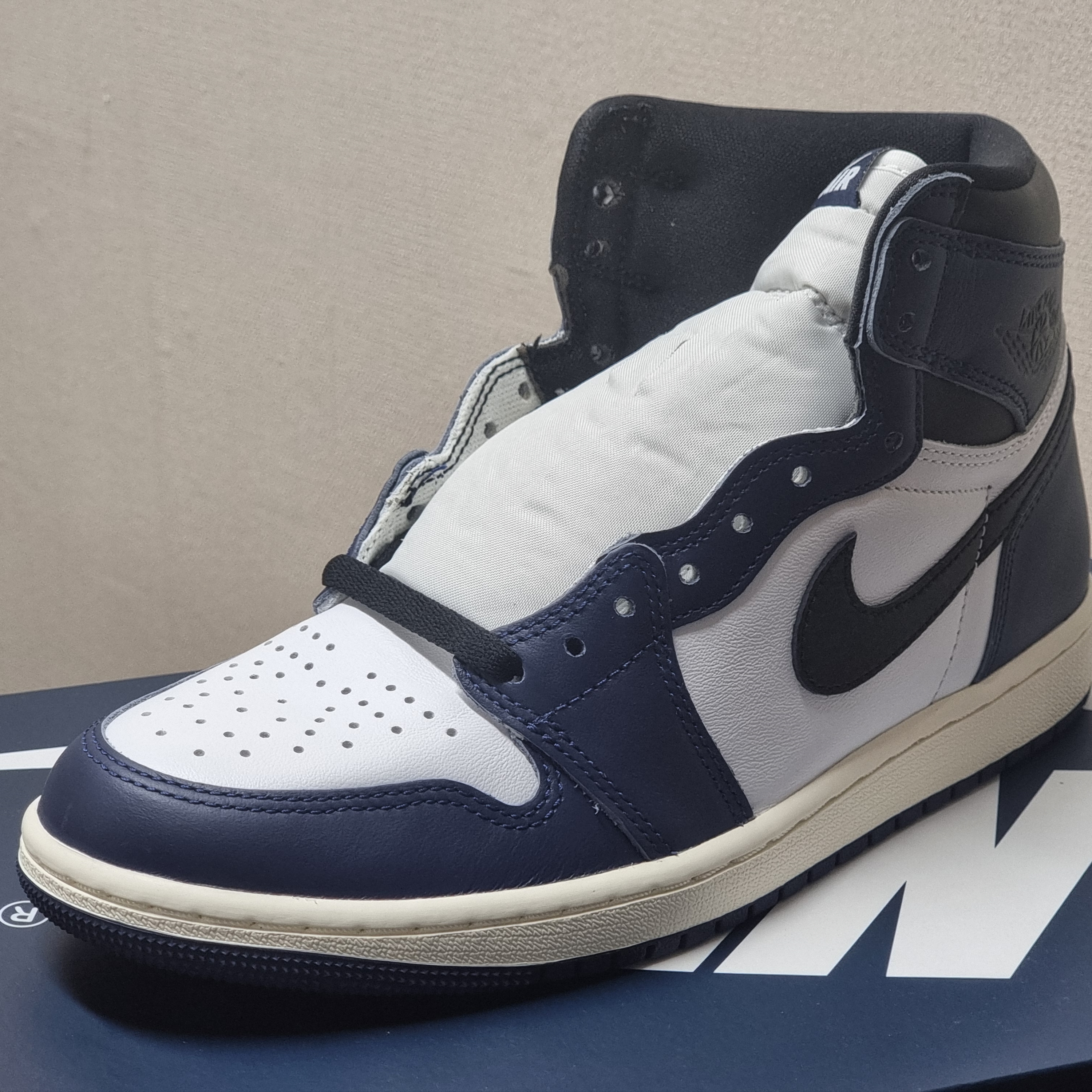 Jordan 1 Retro High OG Midnight Navy 착용 스타일