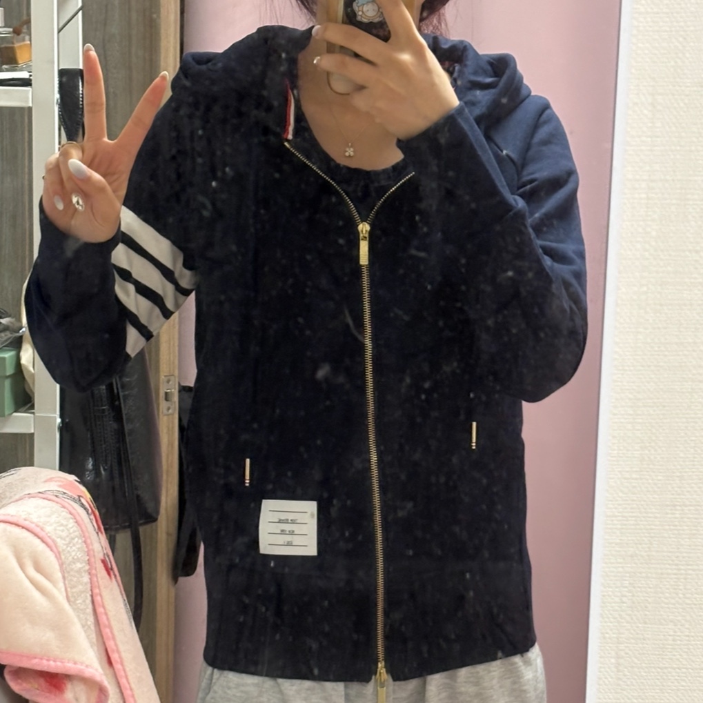 Thom Browne Engineered 4-Bar Zip Hoodie Navy 착용 스타일 - 1