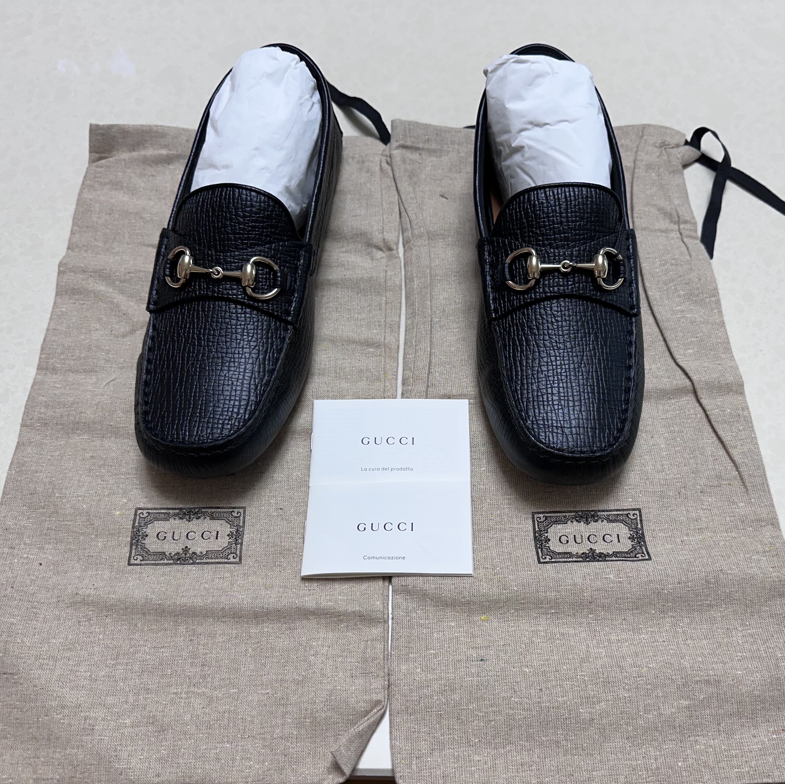 Gucci Horsebit Leather Driver Black 착용 스타일 - 4