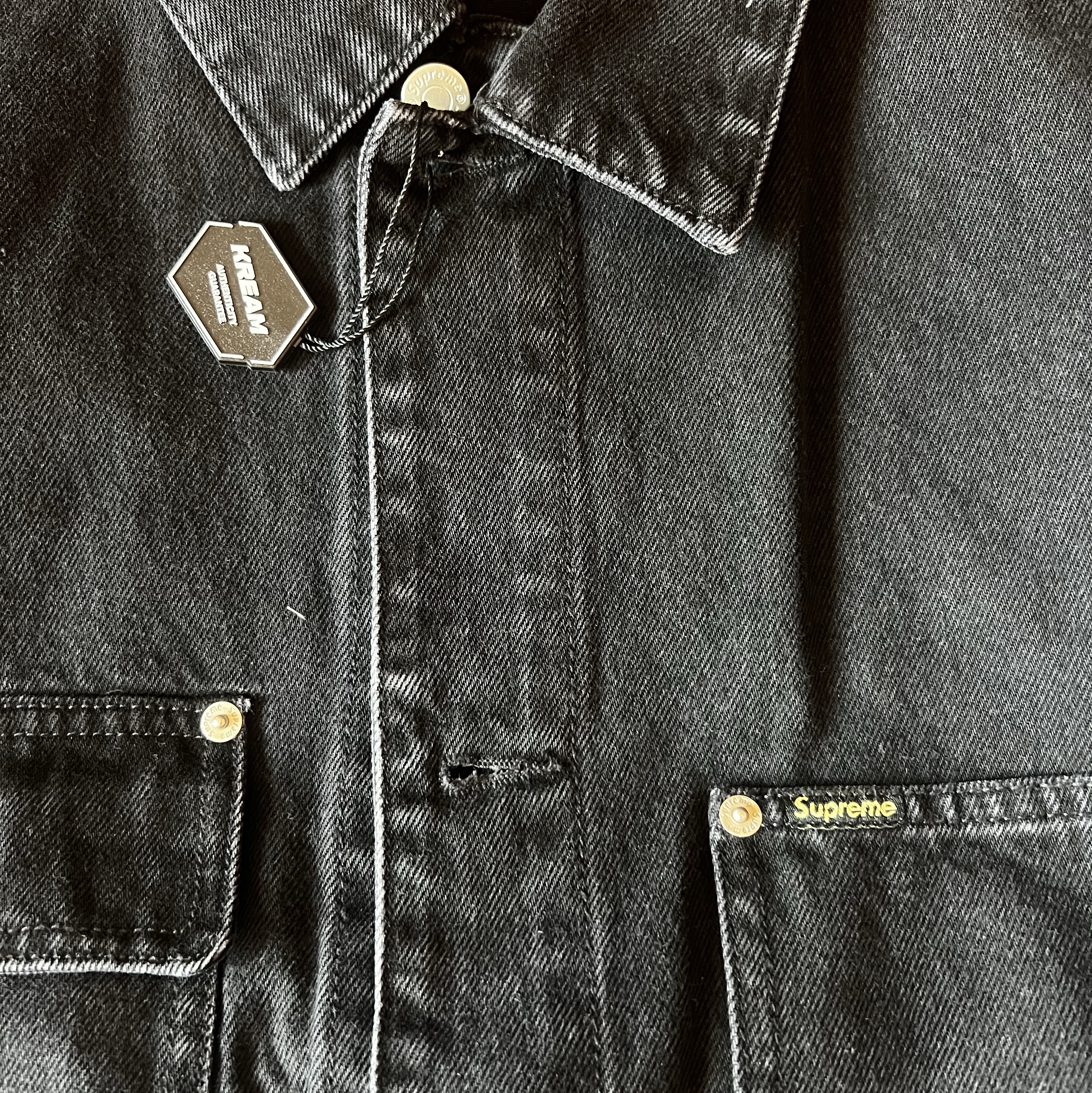Supreme Denim Chore Trucker Jacket Black - 24SS 착용 스타일