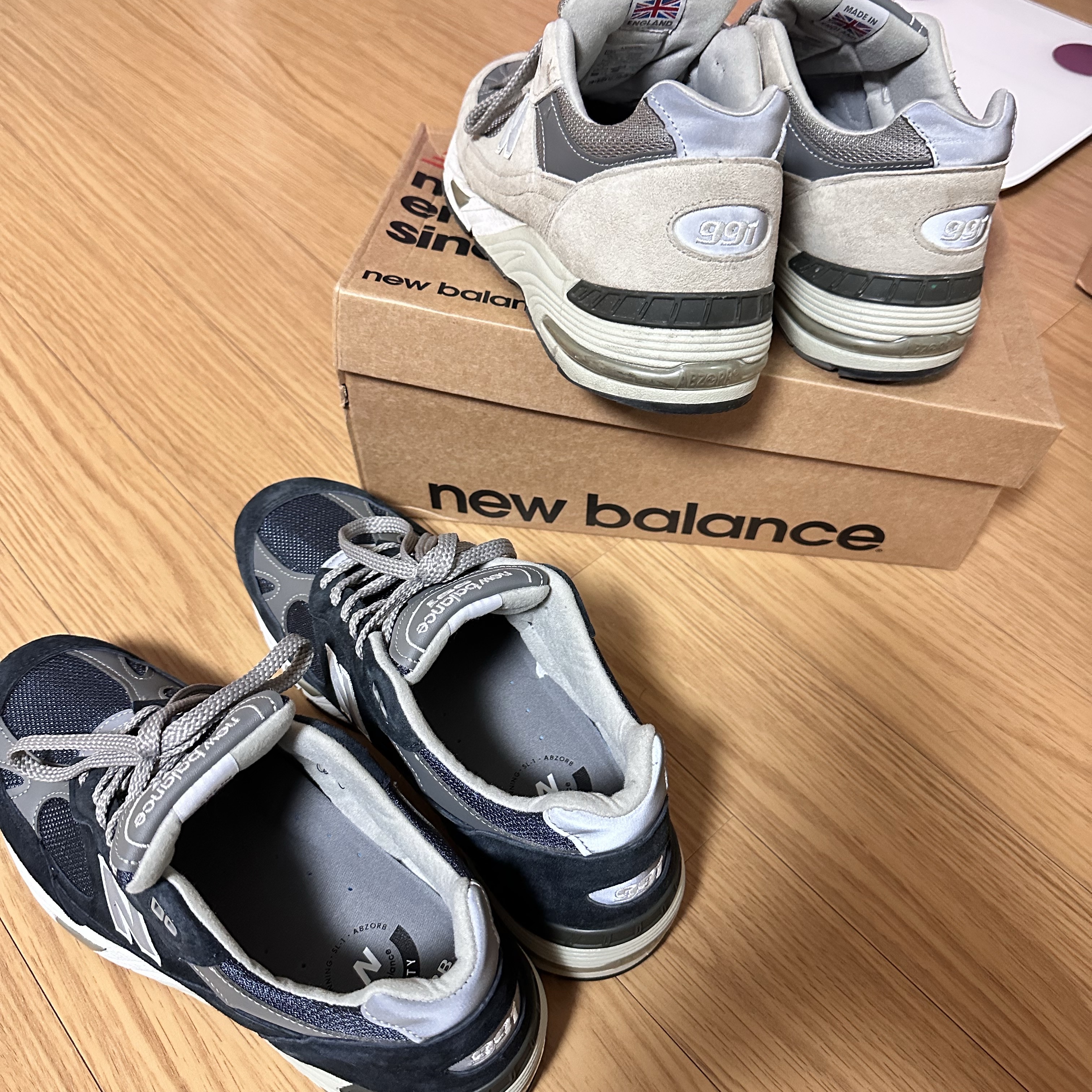New Balance 991 Made in UK Navy, New Balance 991 Made in UK Grey 착용 스타일 - 4