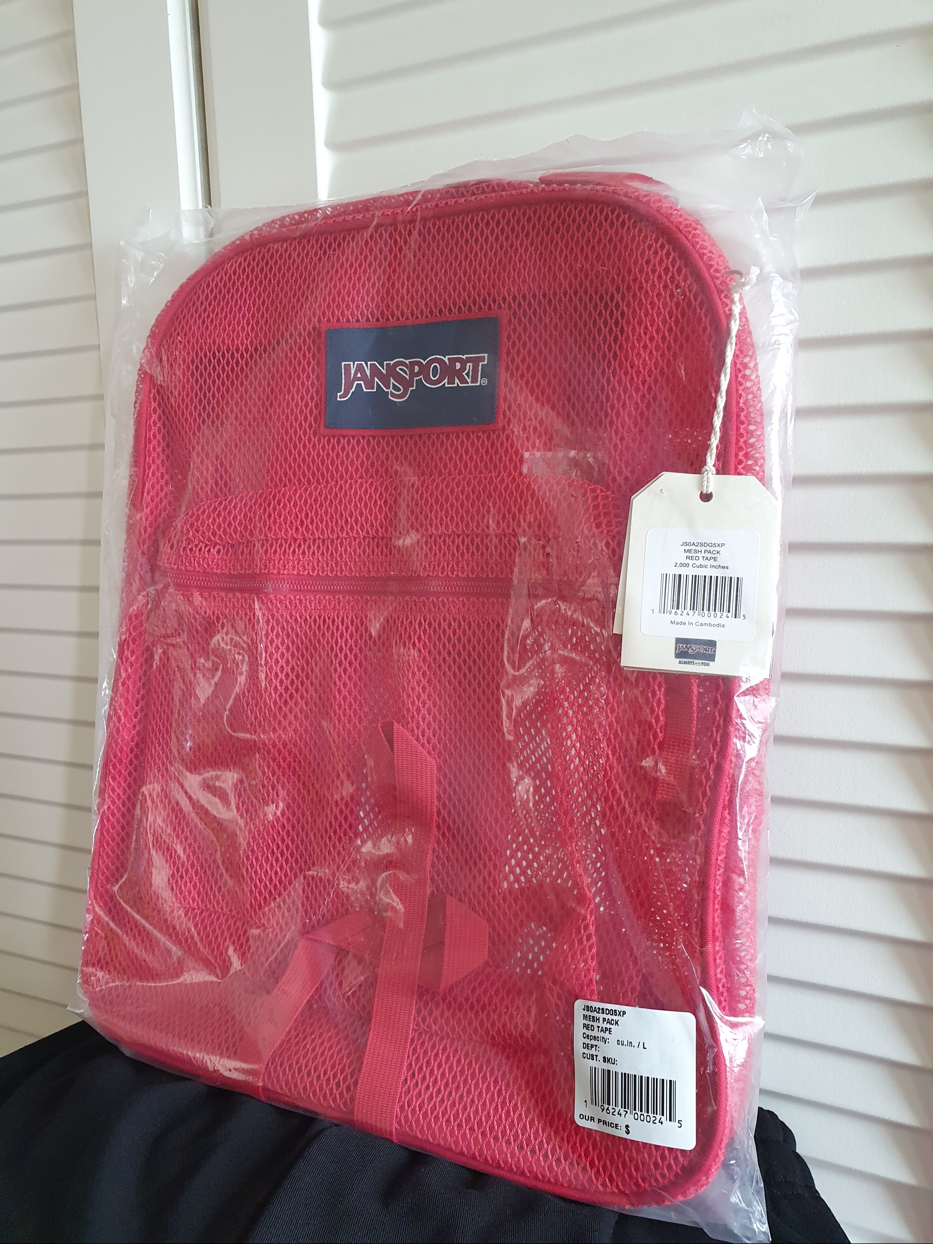 Jansport Mesh Pack Backpack Red Tape 착용 스타일 - 2