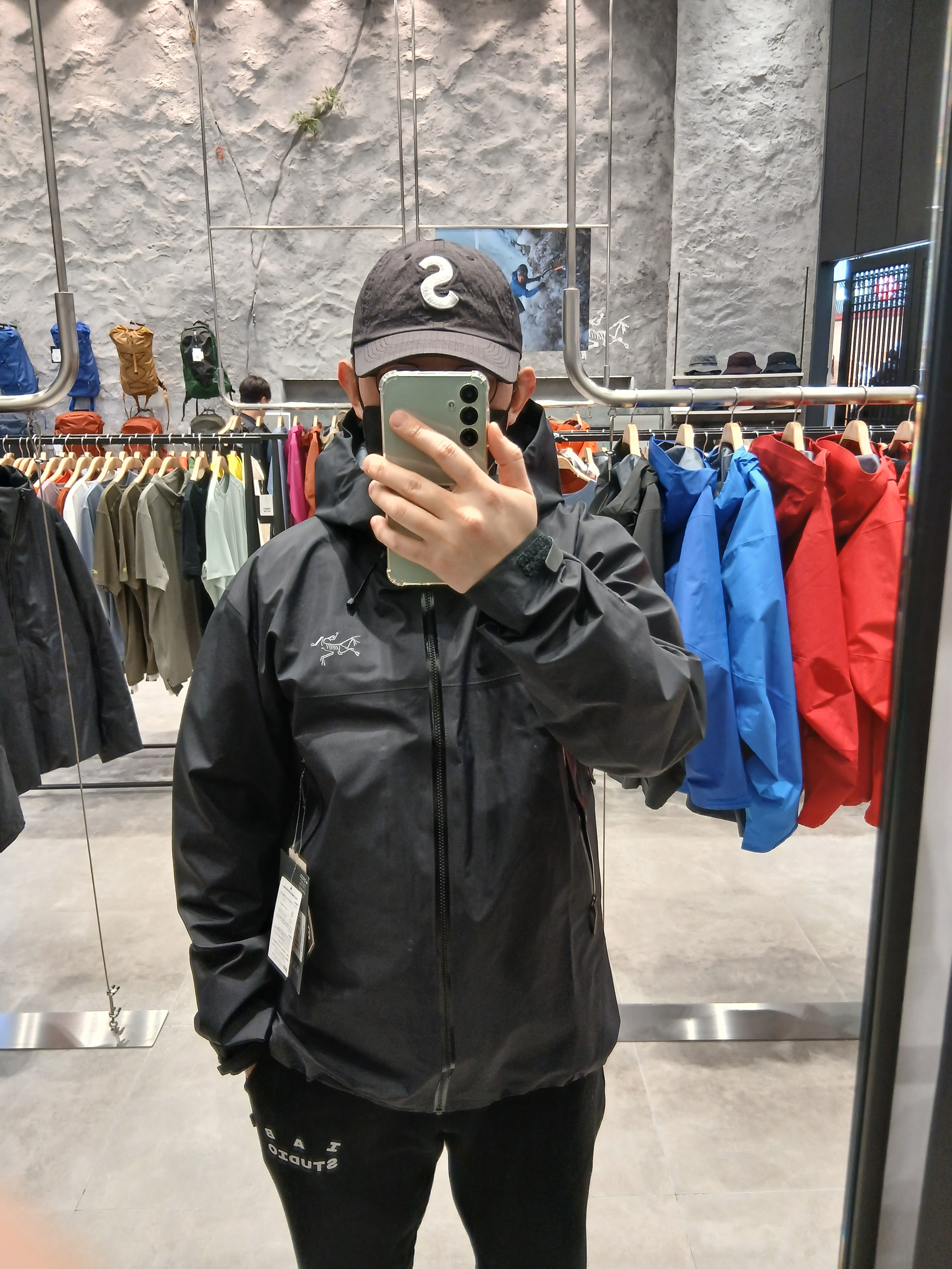 Supreme Cordura Ripstop S Logo 6-Panel Black - 23SS, IAB Studio Sweatpants Black White - 23SS 착용 스타일 - 4