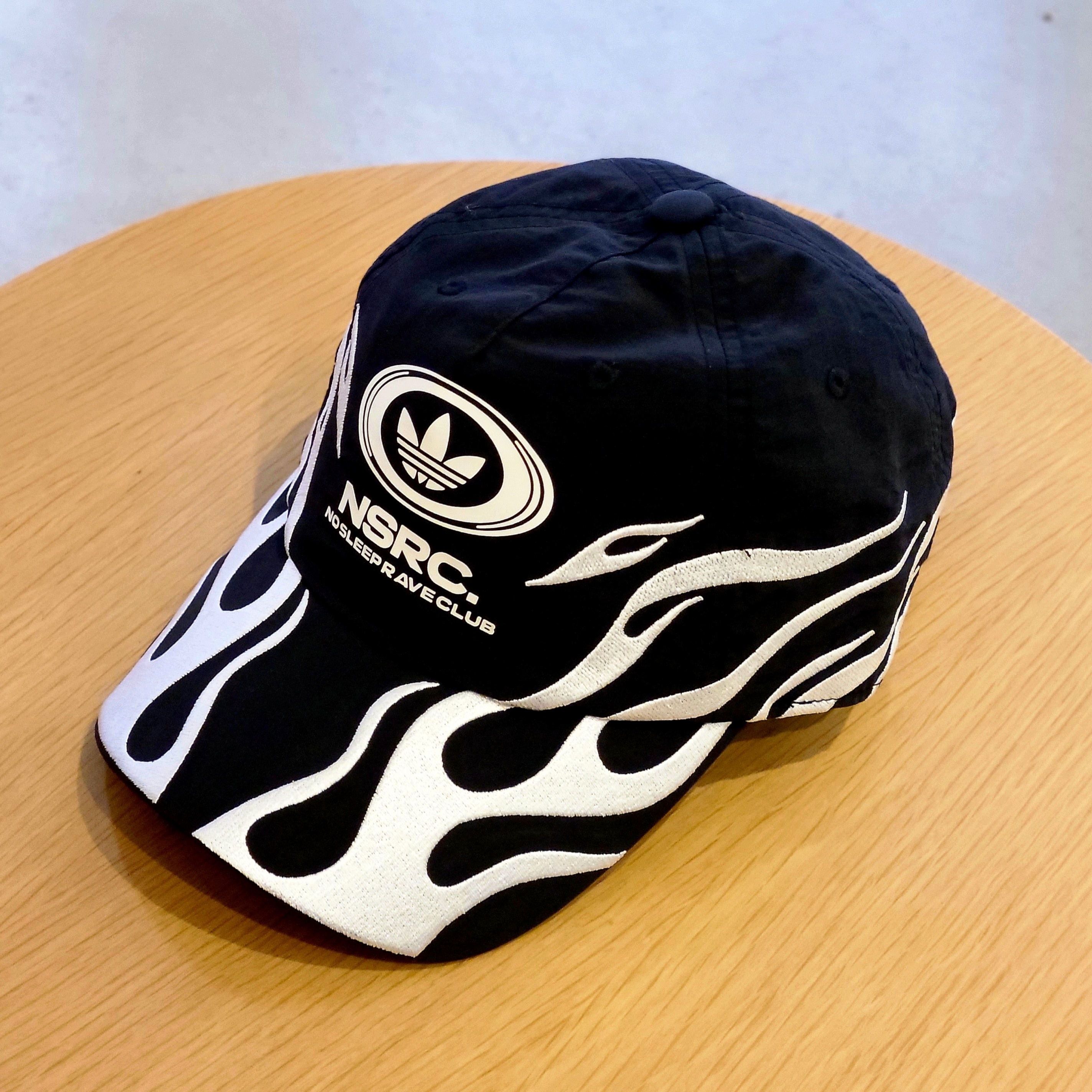 Adidas x NSRC Cap Black 착용 스타일