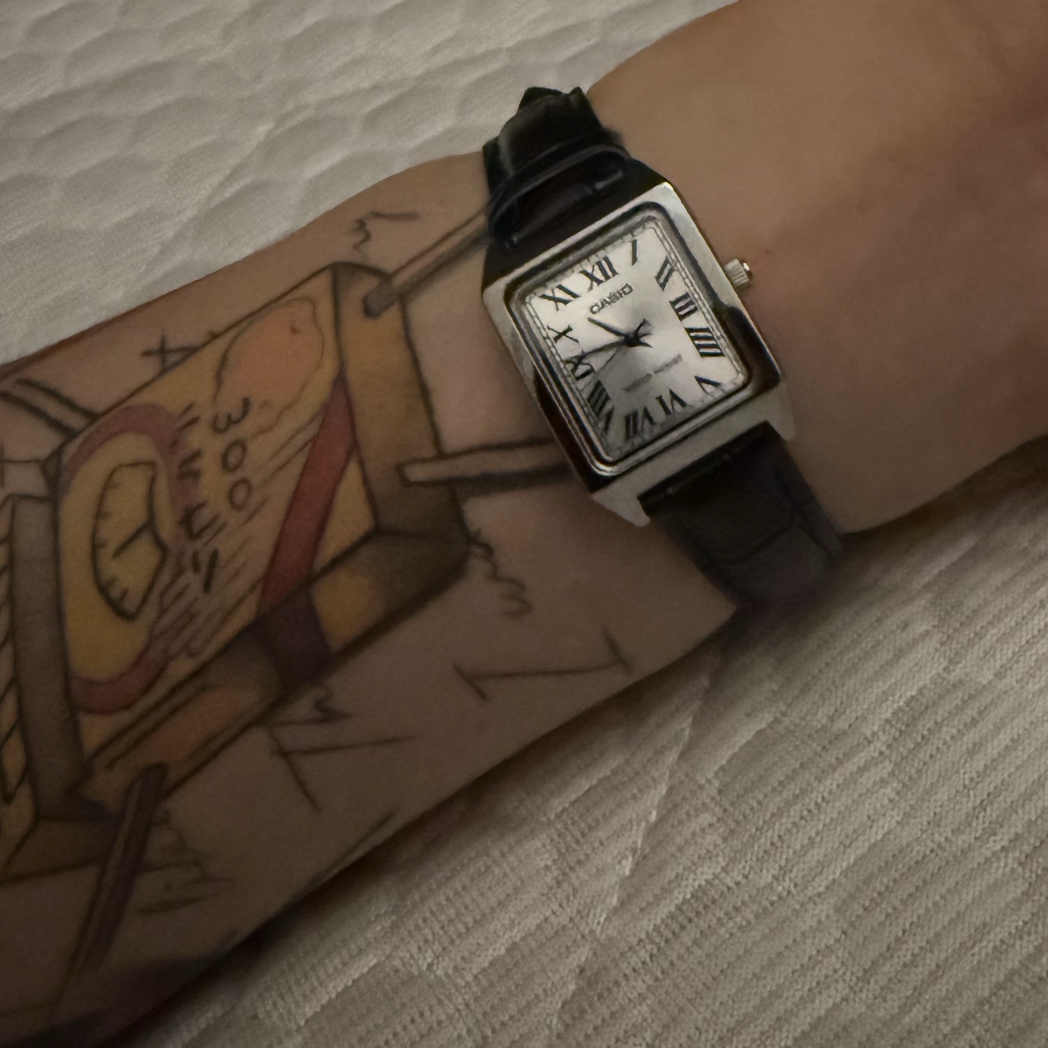 Casio LTP-V007L-7B1 착용 스타일 - 2