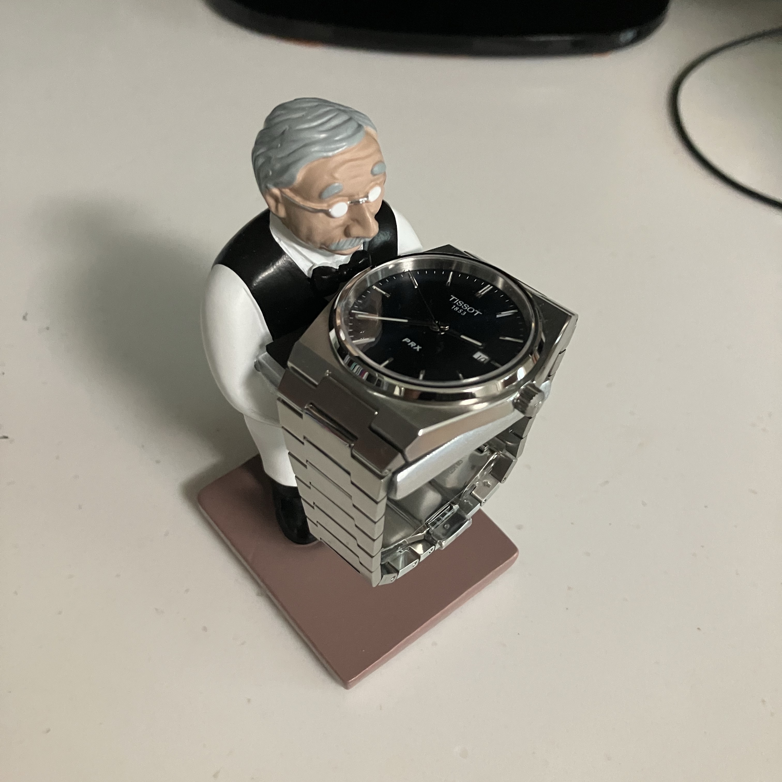 Tissot PRX 40mm Quartz Steel Blue 착용 스타일