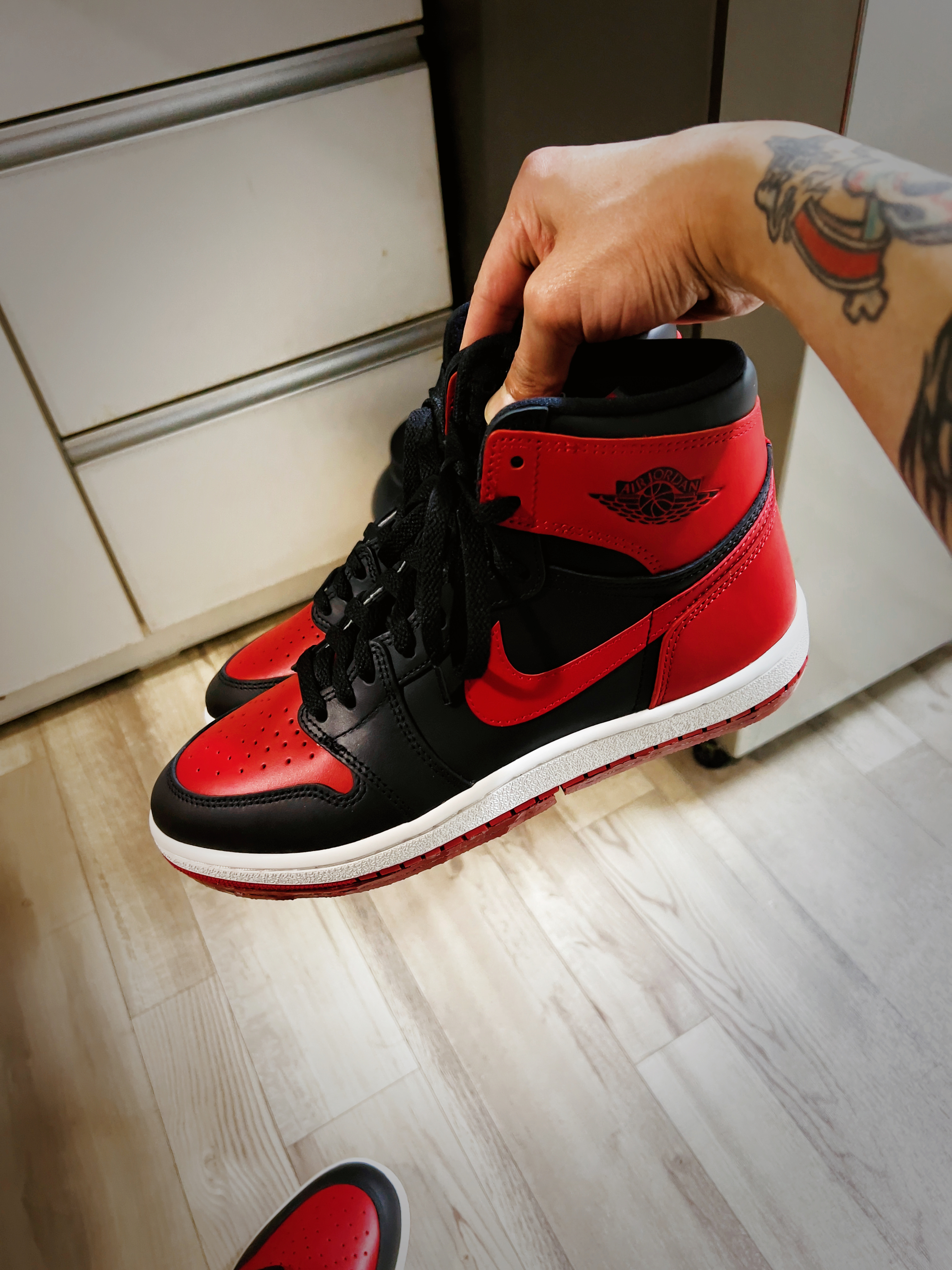 Jordan 1 High 85 Bred, Jordan 1 x Tune High 85 Bred (Special Package) 착용 스타일 - 4