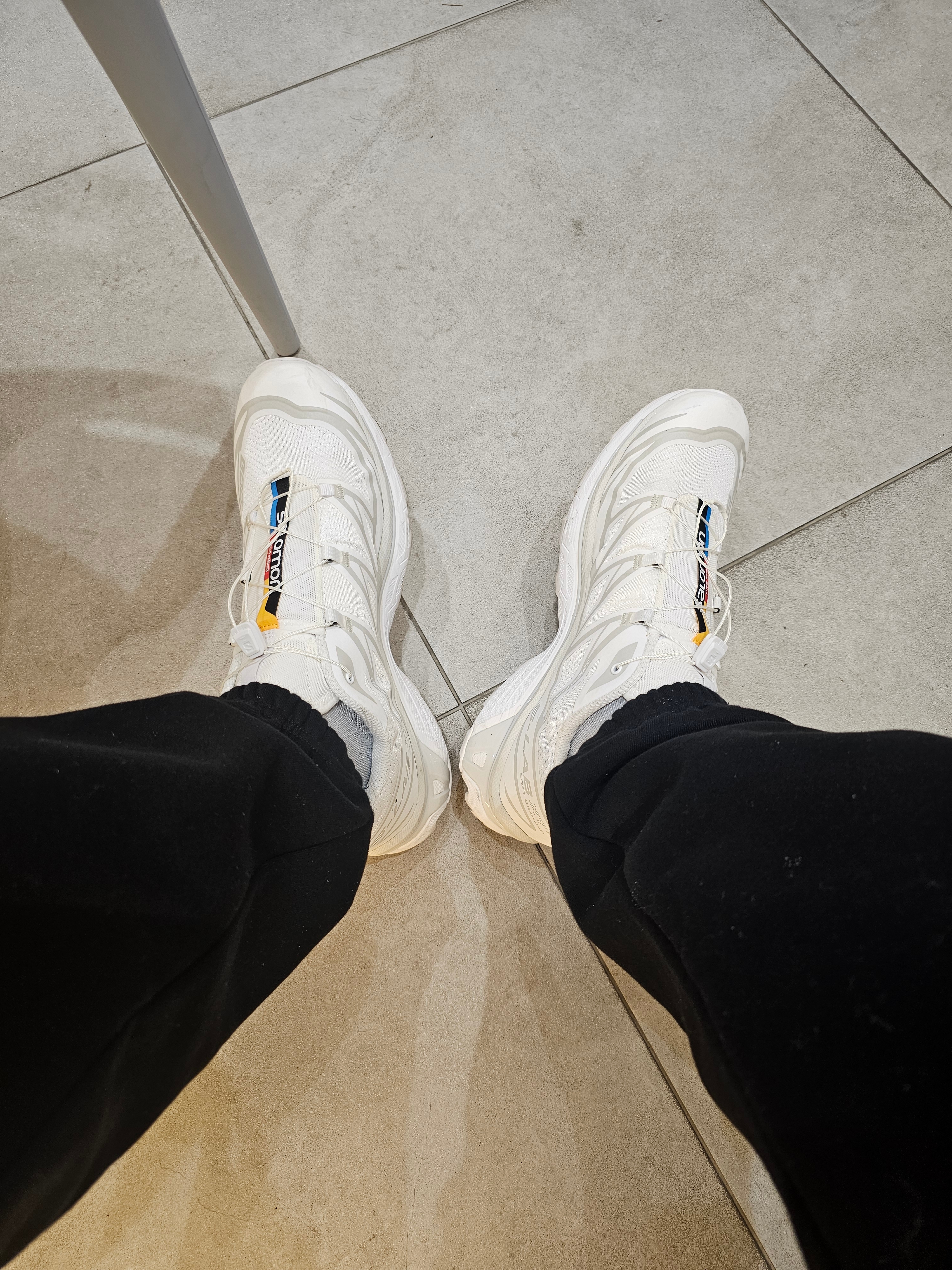 Salomon XT-6 ADV White, IAB Studio Sweatpants Black White - 23SS 착용 스타일