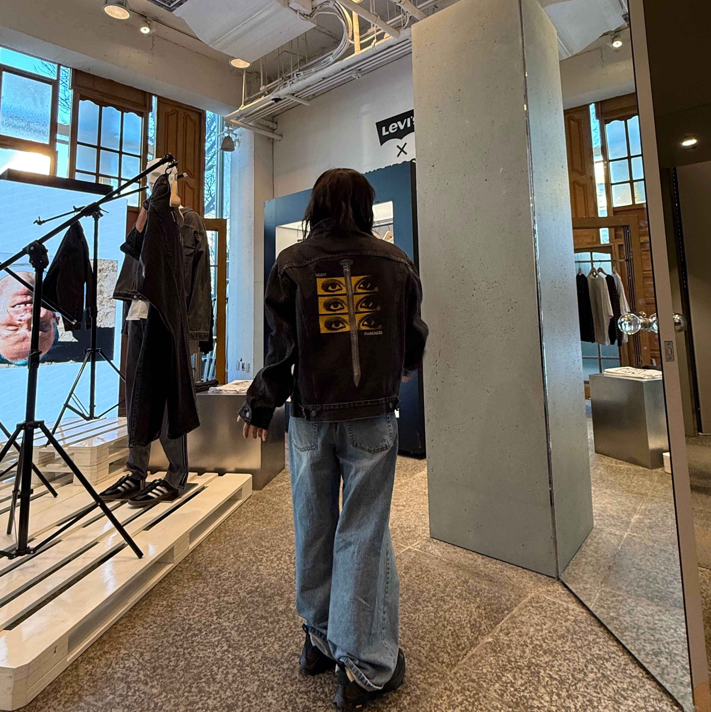 Levi’s x Undercover UC1E9203 Jacket Black, Roa Hiking Katharina Ecostep Vibram Sole Sand 착용 스타일
