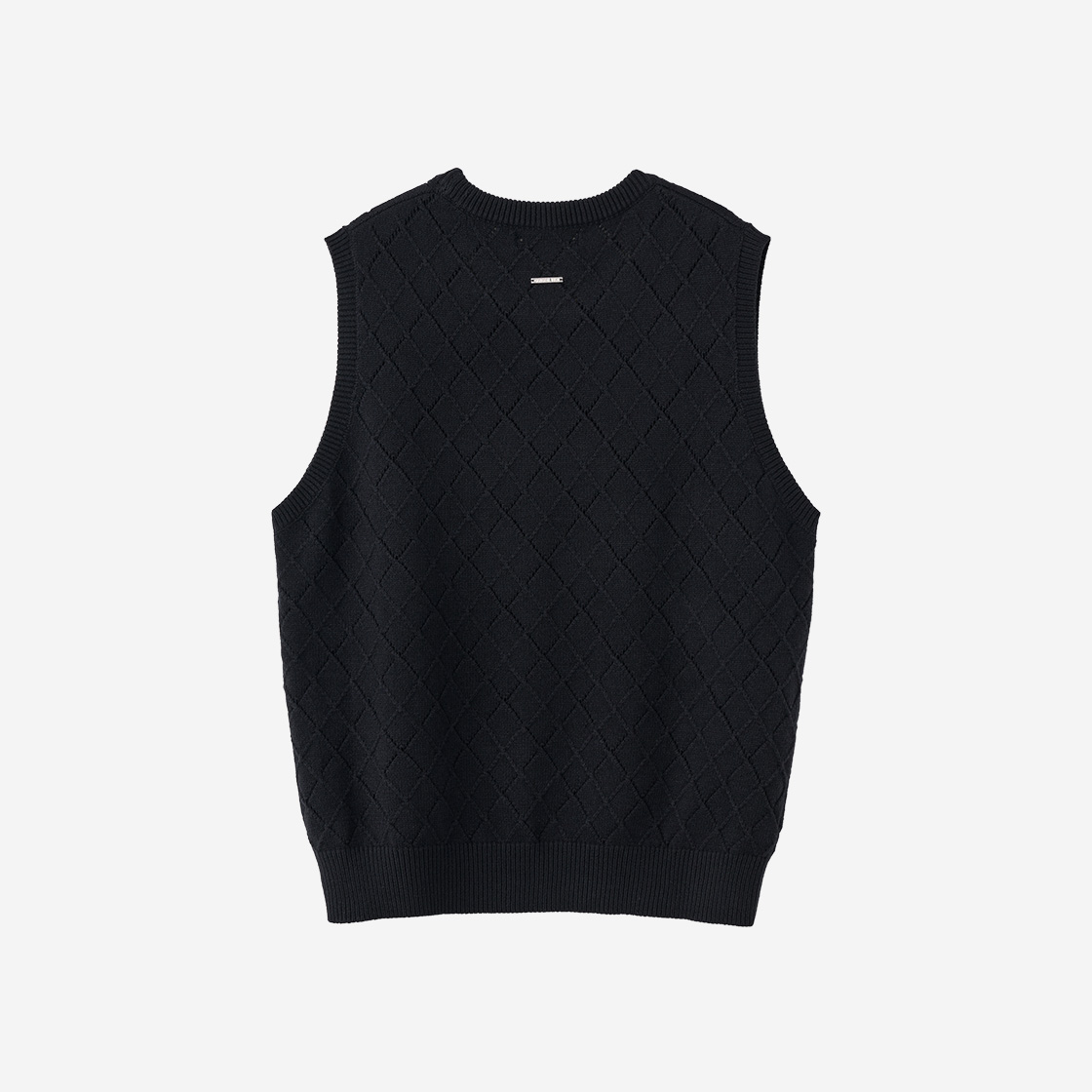 제너럴아이디어 맨 에센셜 아가일 펀칭 니트 베스트 딥 네이비(General Idea Man Essential Argyle Punching Knit Vest Deep Navy) - 2