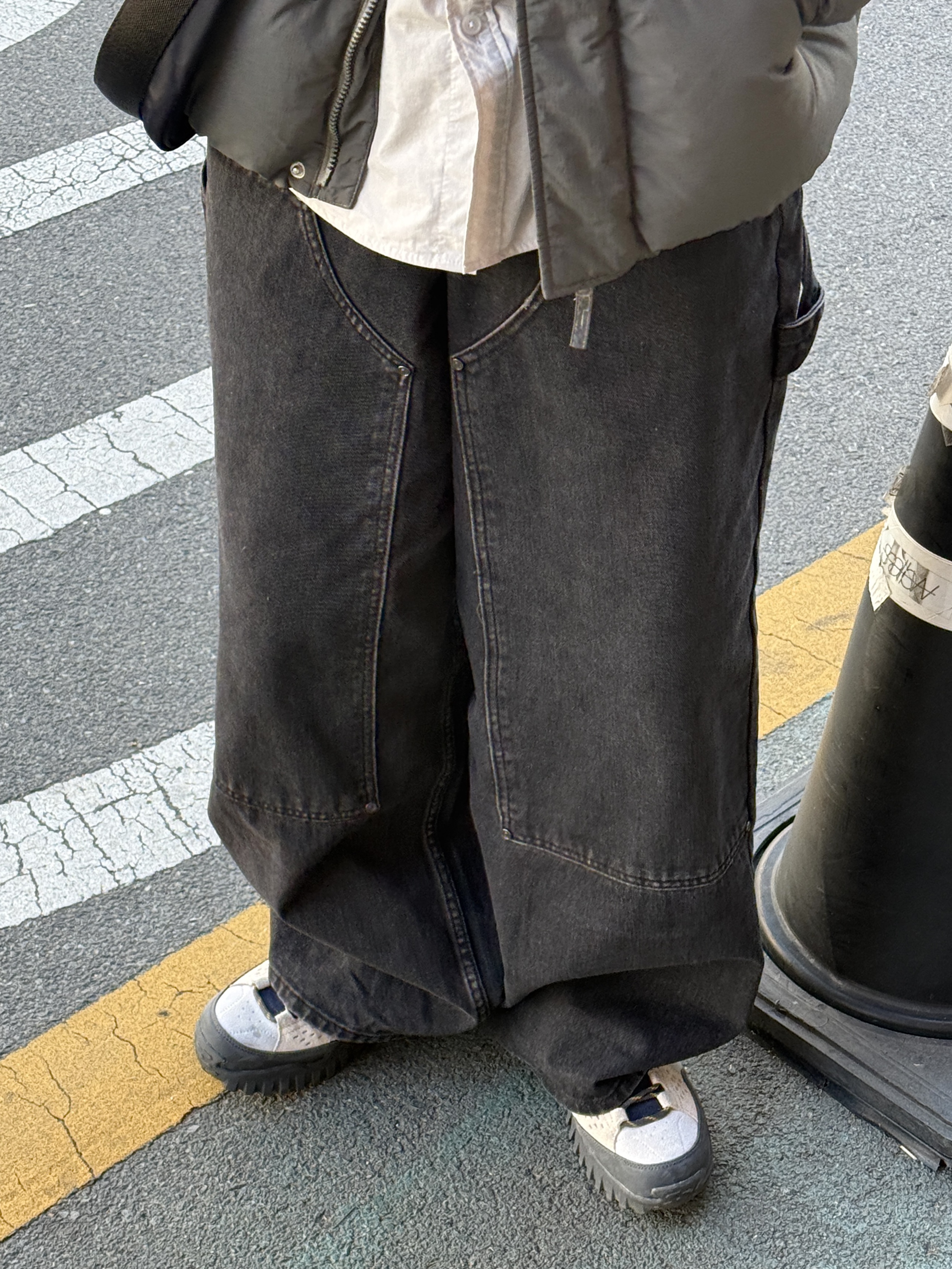 Gentle Monster x Maison Margiela MM113 Black Clear, Thom Browne Silk Knit 4-Bar Tie Black 착용 스타일 - 4
