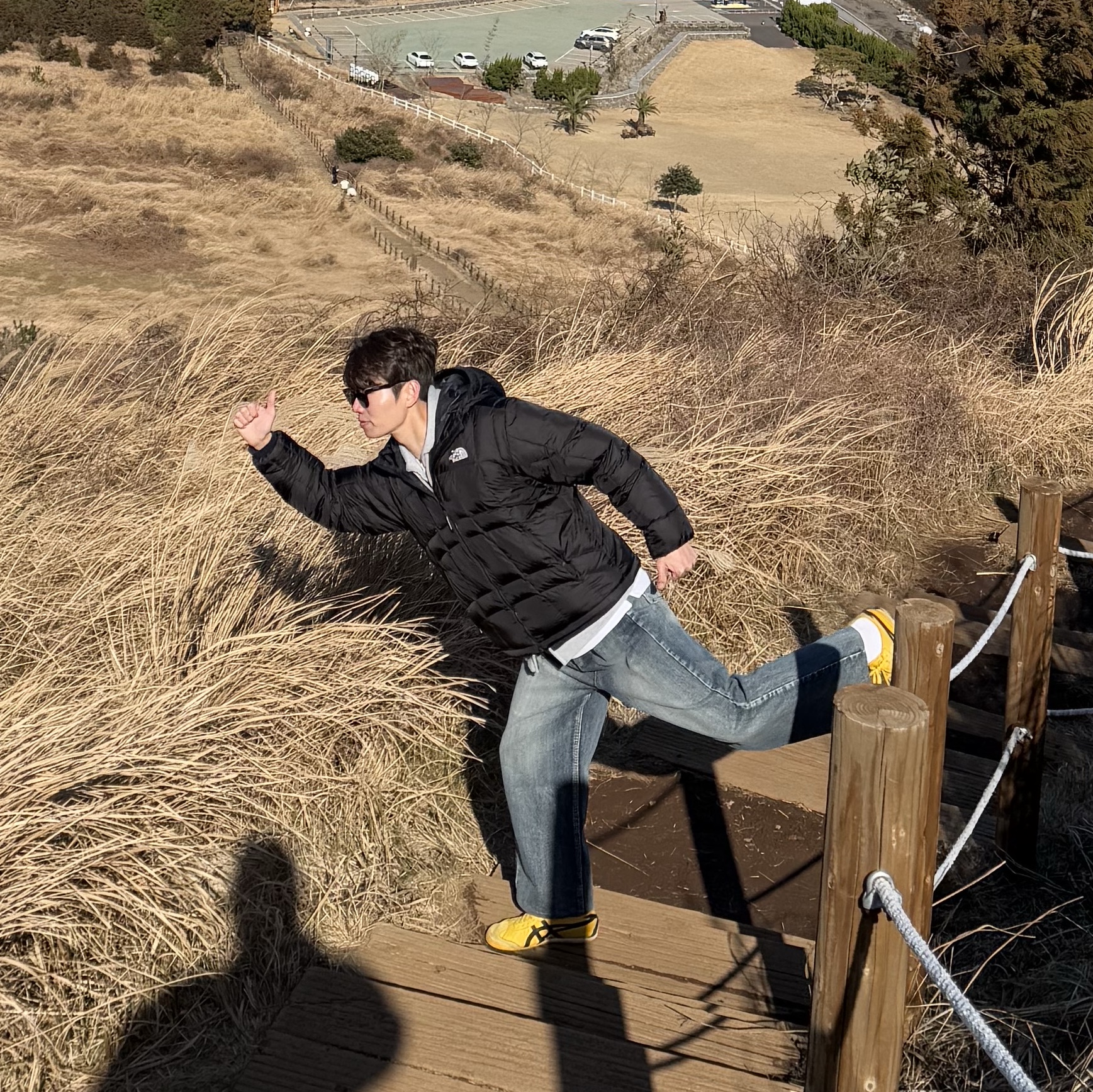 The North Face White Label Wave LT On Ball Jacket Black 착용 스타일