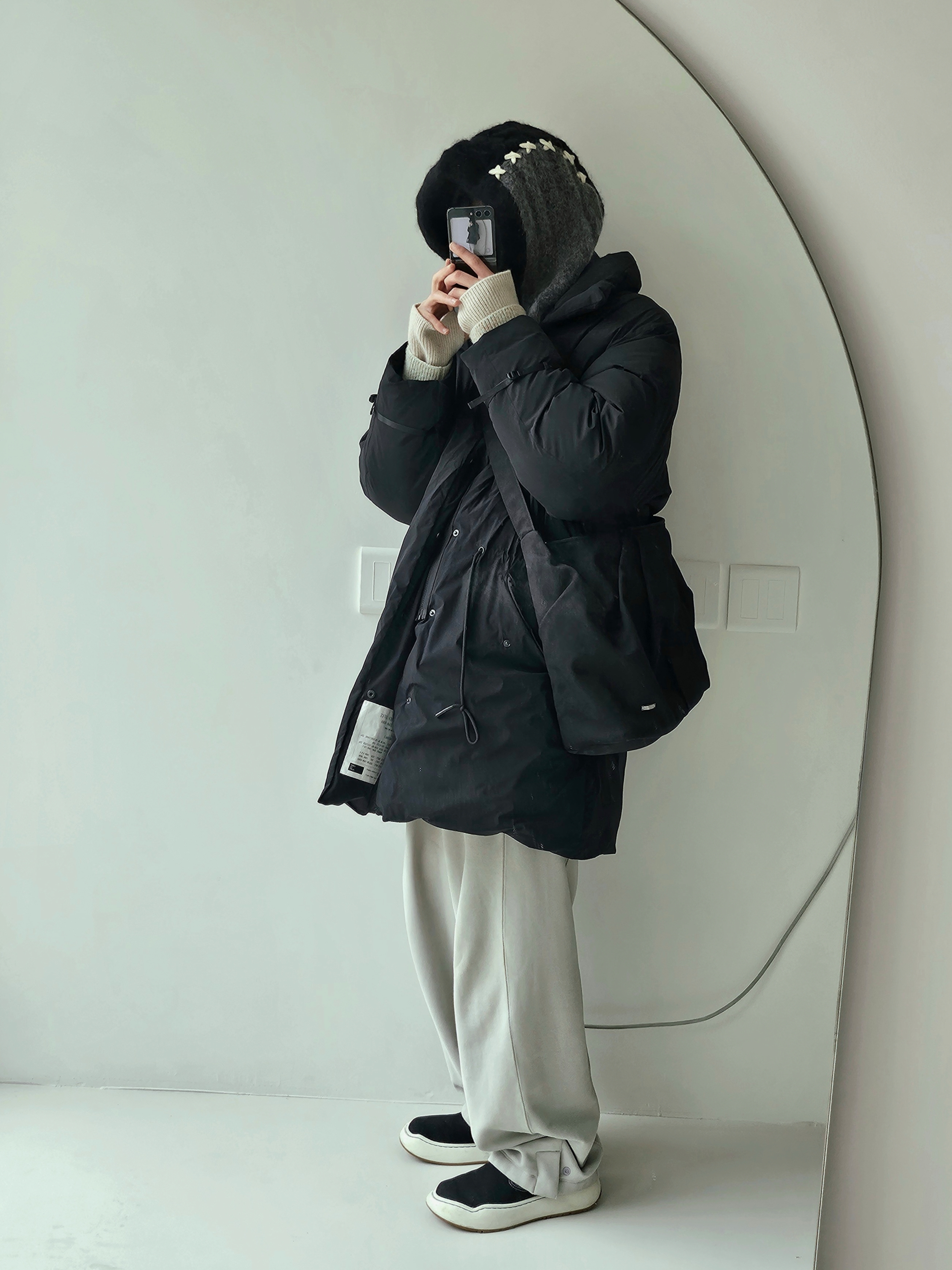 Ader Error Log; Lad Noir 착용 스타일 - 1