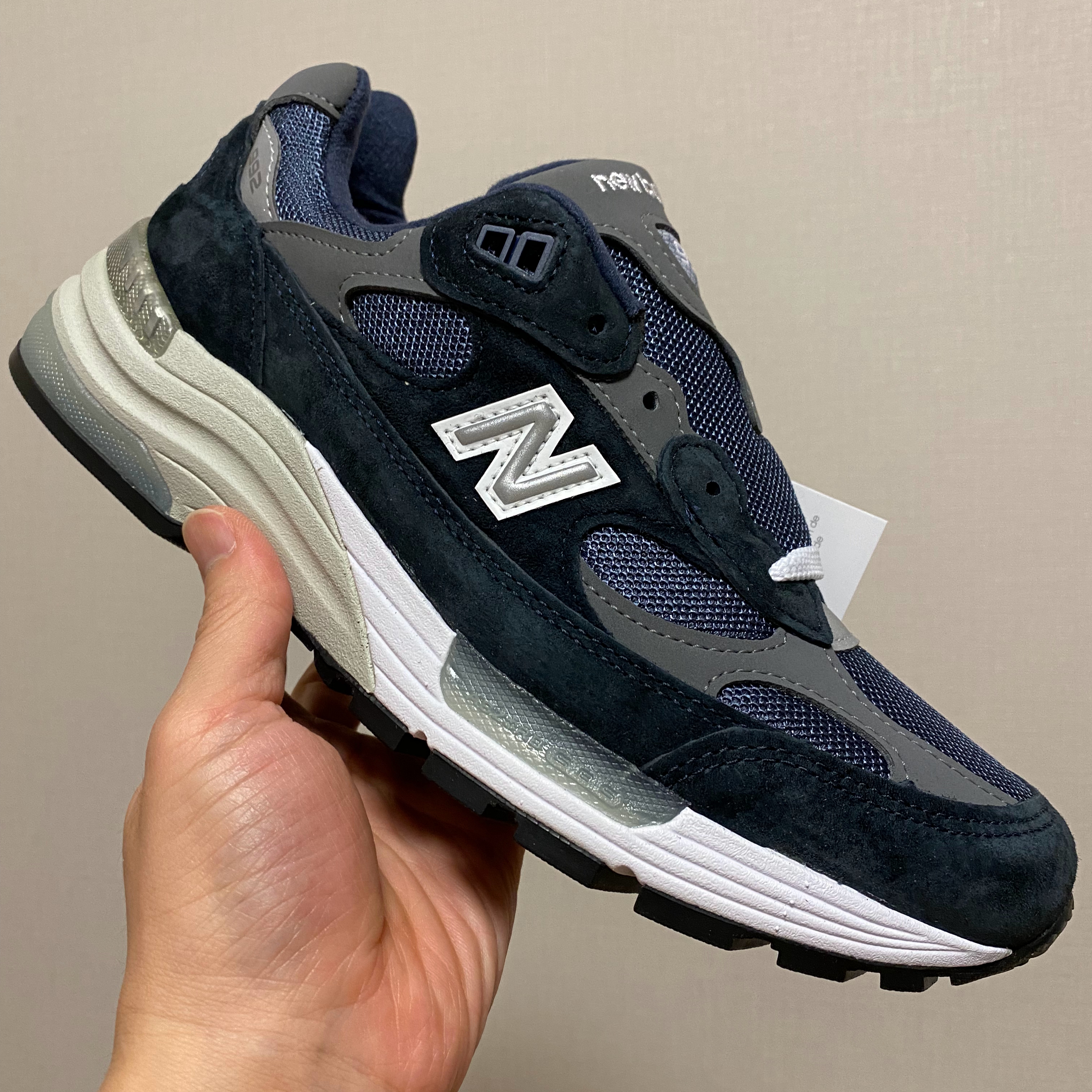 New Balance 992 Made in USA Navy 착용 스타일