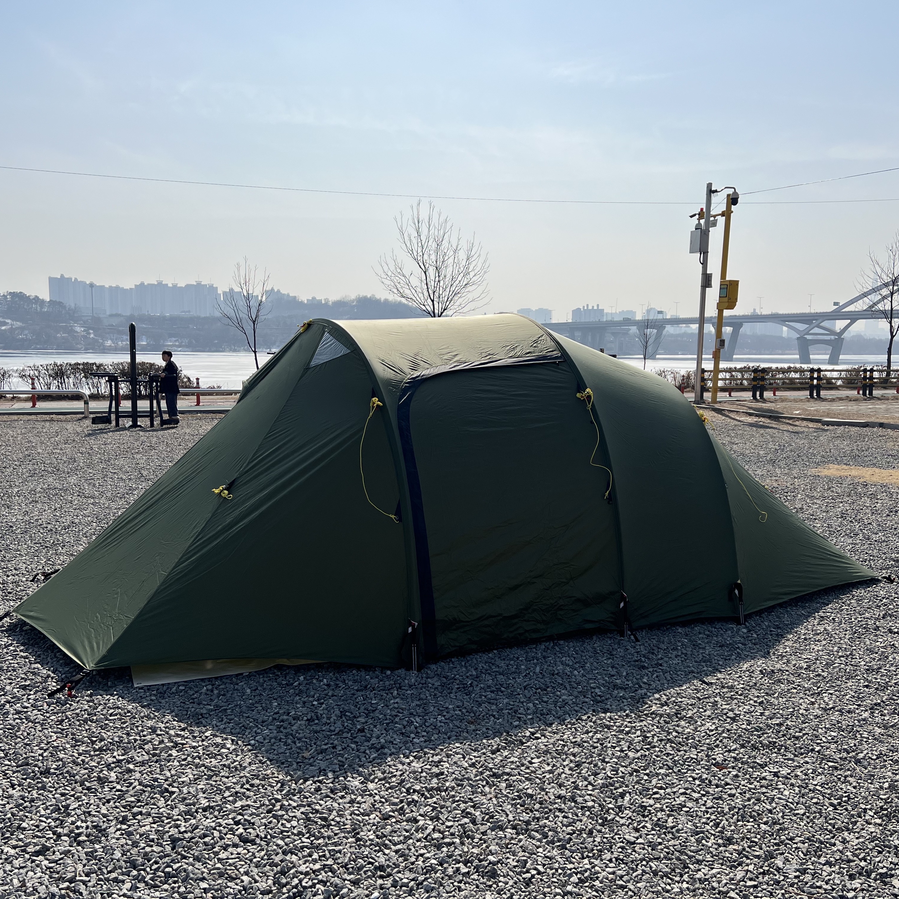 Helsport Gimle Family 4+ Outer Tent 착용 스타일 - 7