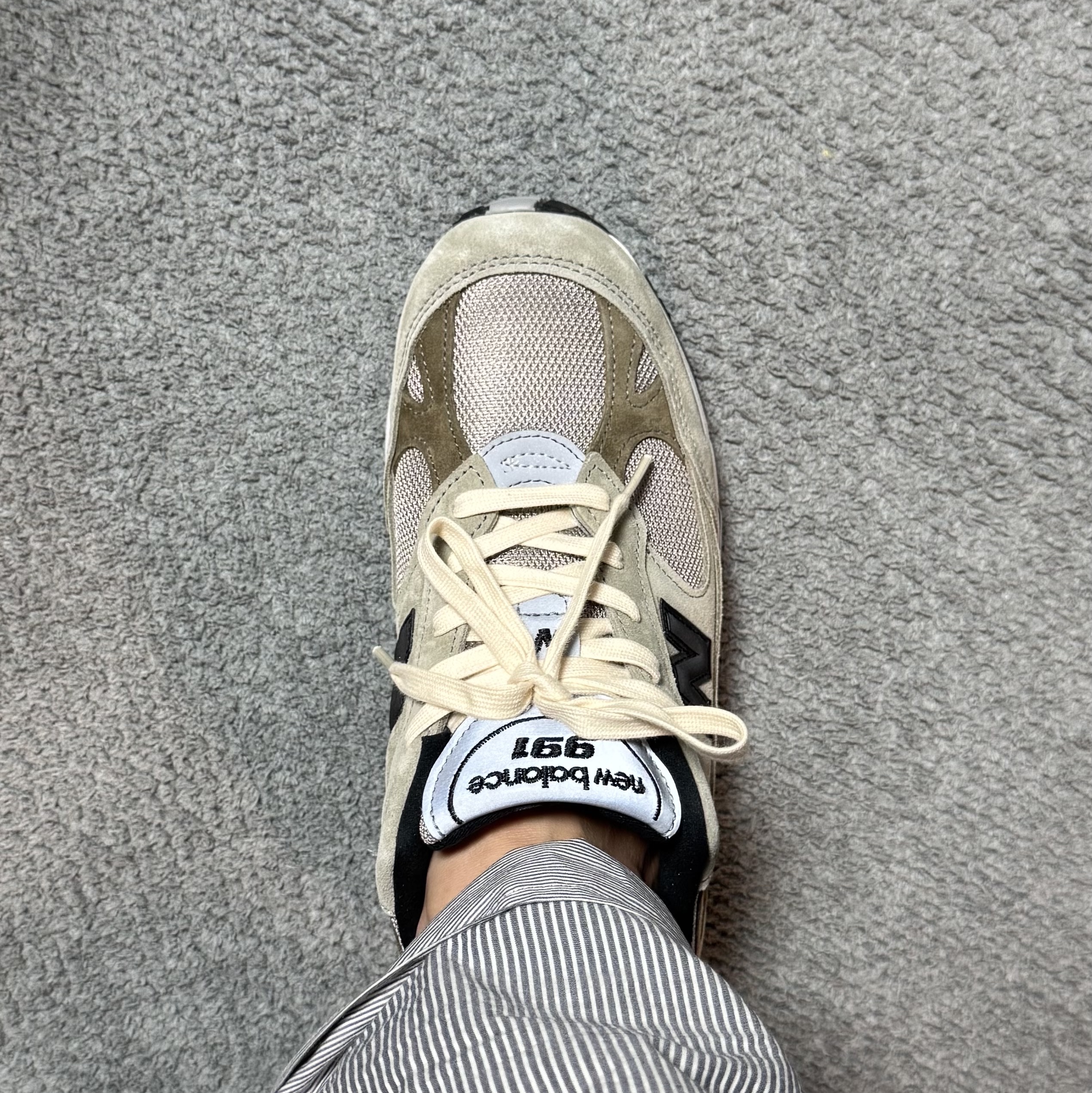 New Balance x JJJJound 991 Made in UK Grey 착용 스타일 - 2