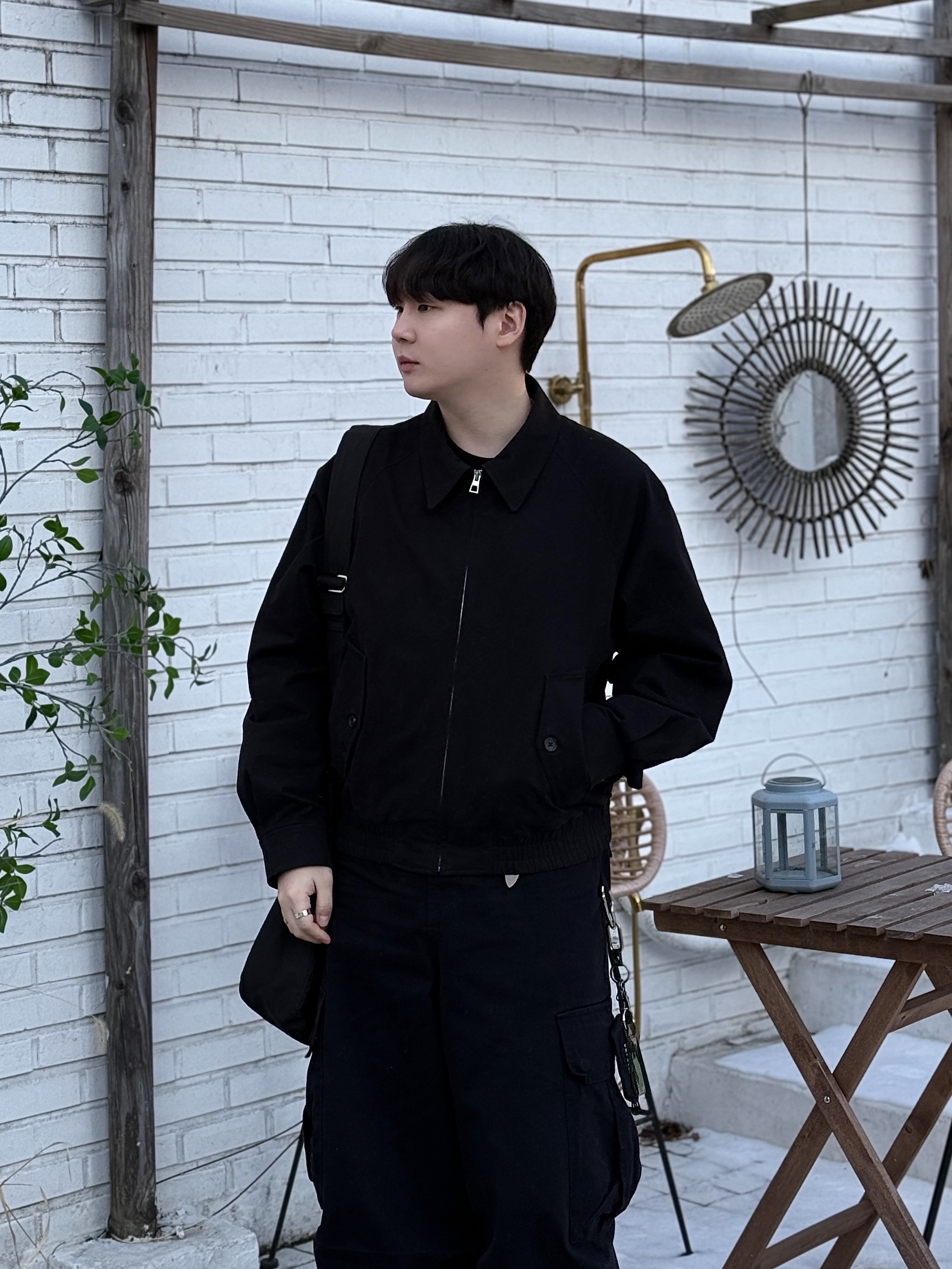 TNGT Semi Over-fit Washed Cotton Blouson Black, Human Made Military Card Case Black 착용 스타일 - 4