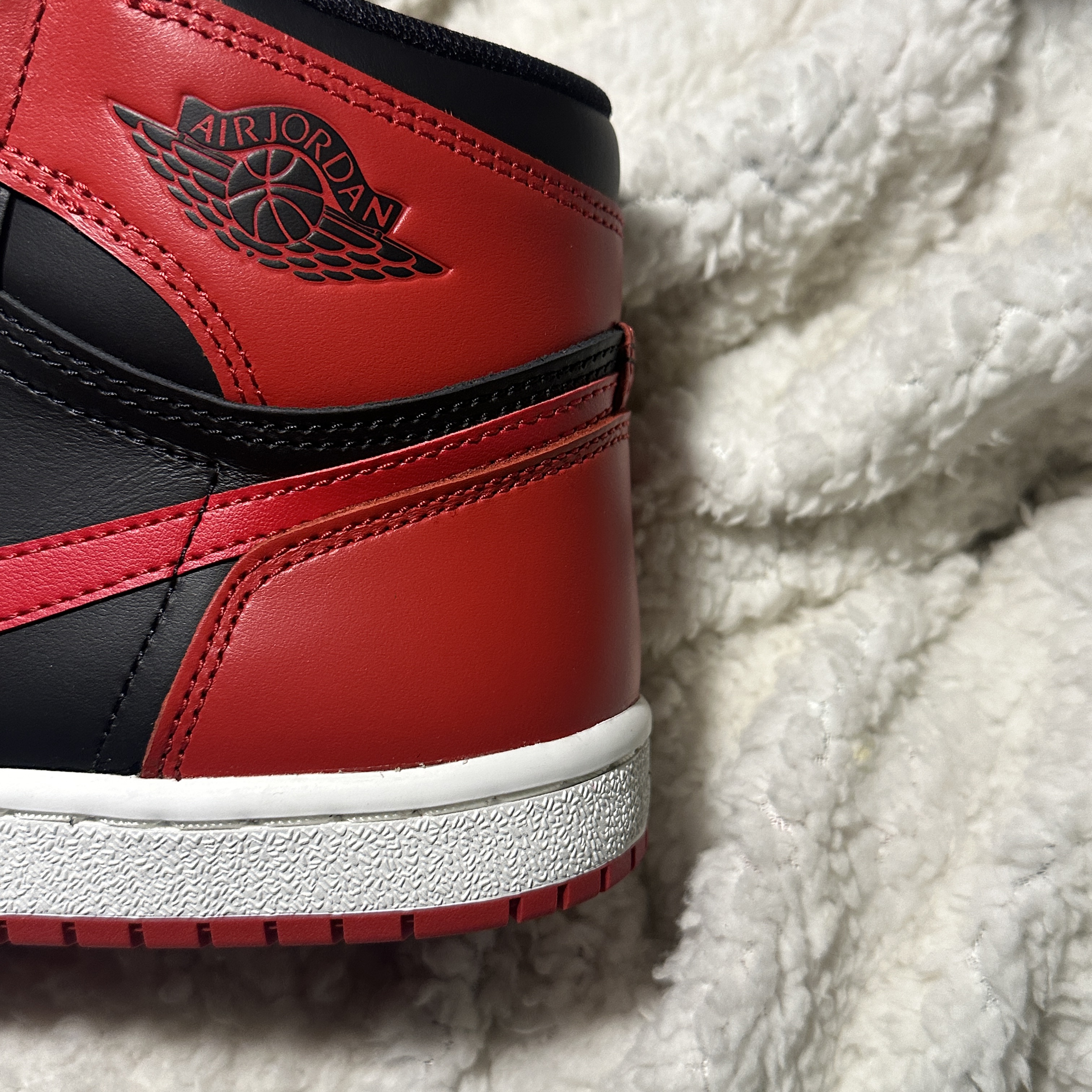 Jordan 1 High 85 Bred 착용 스타일 - 2