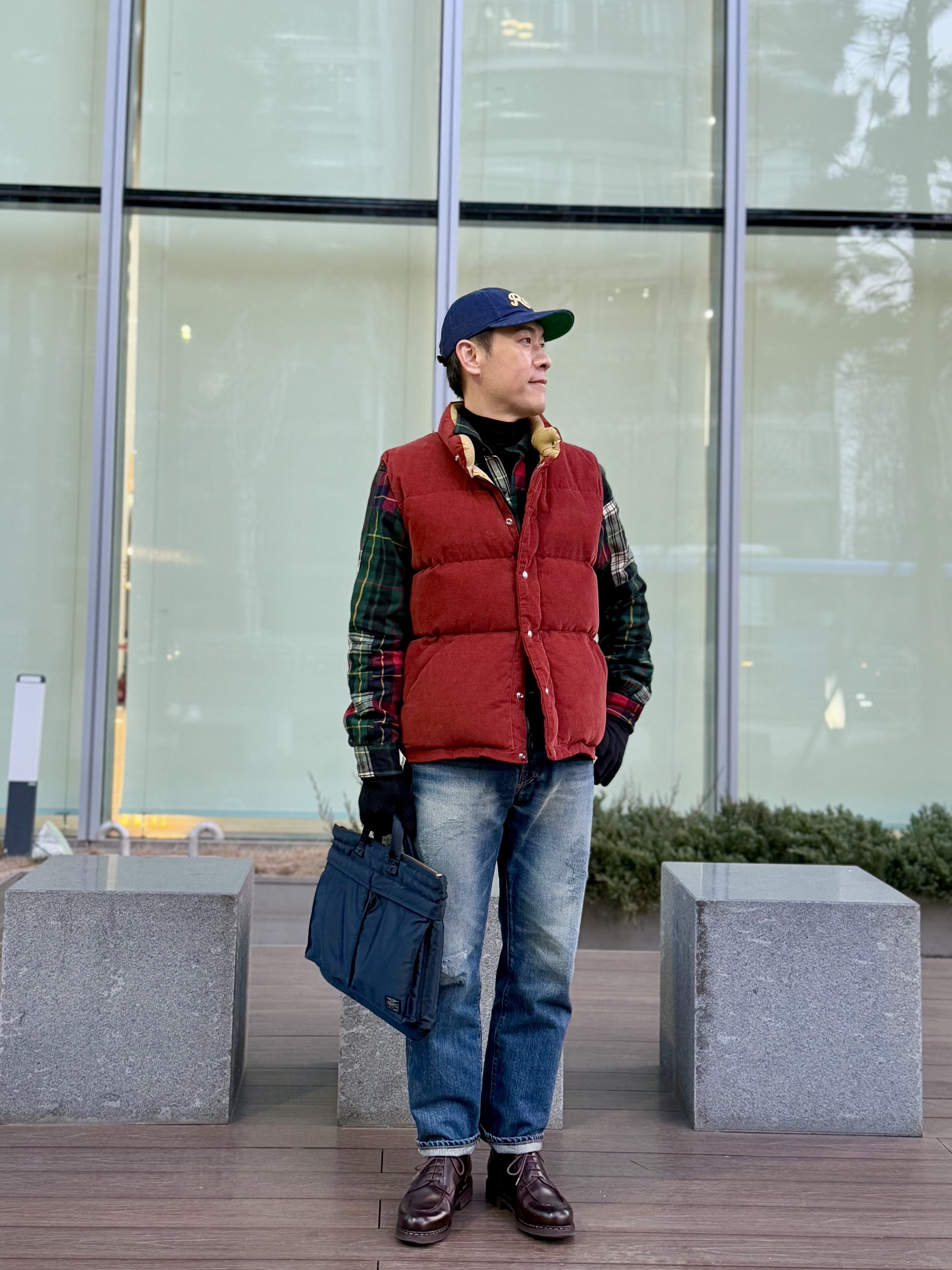 Porter All New Tanker Short Helmet Bag Iron Blue, Paraboot Chambord Tex Lisse Cafe 착용 스타일 - 1