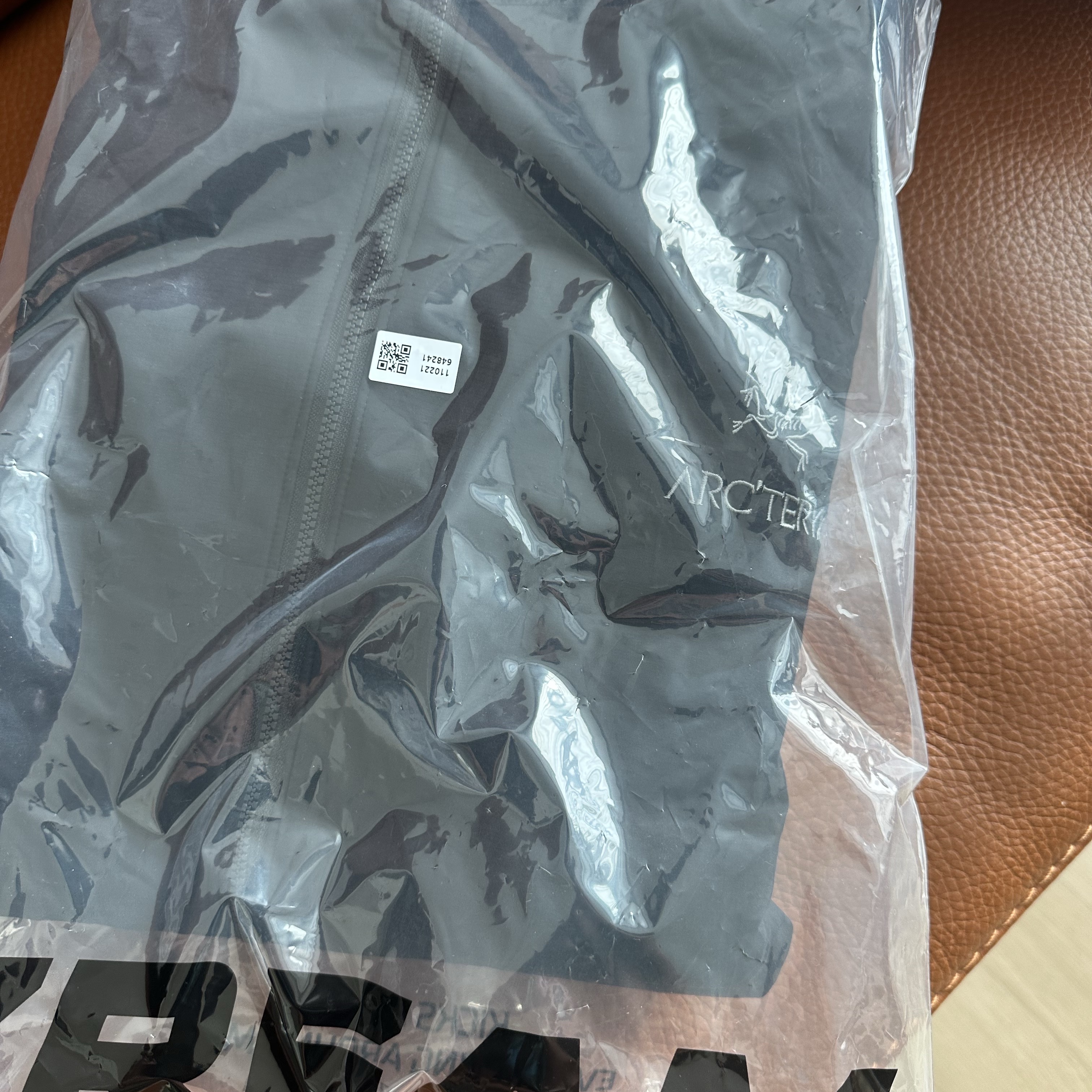 Arc'teryx Atom LT Hoody Black 착용 스타일
