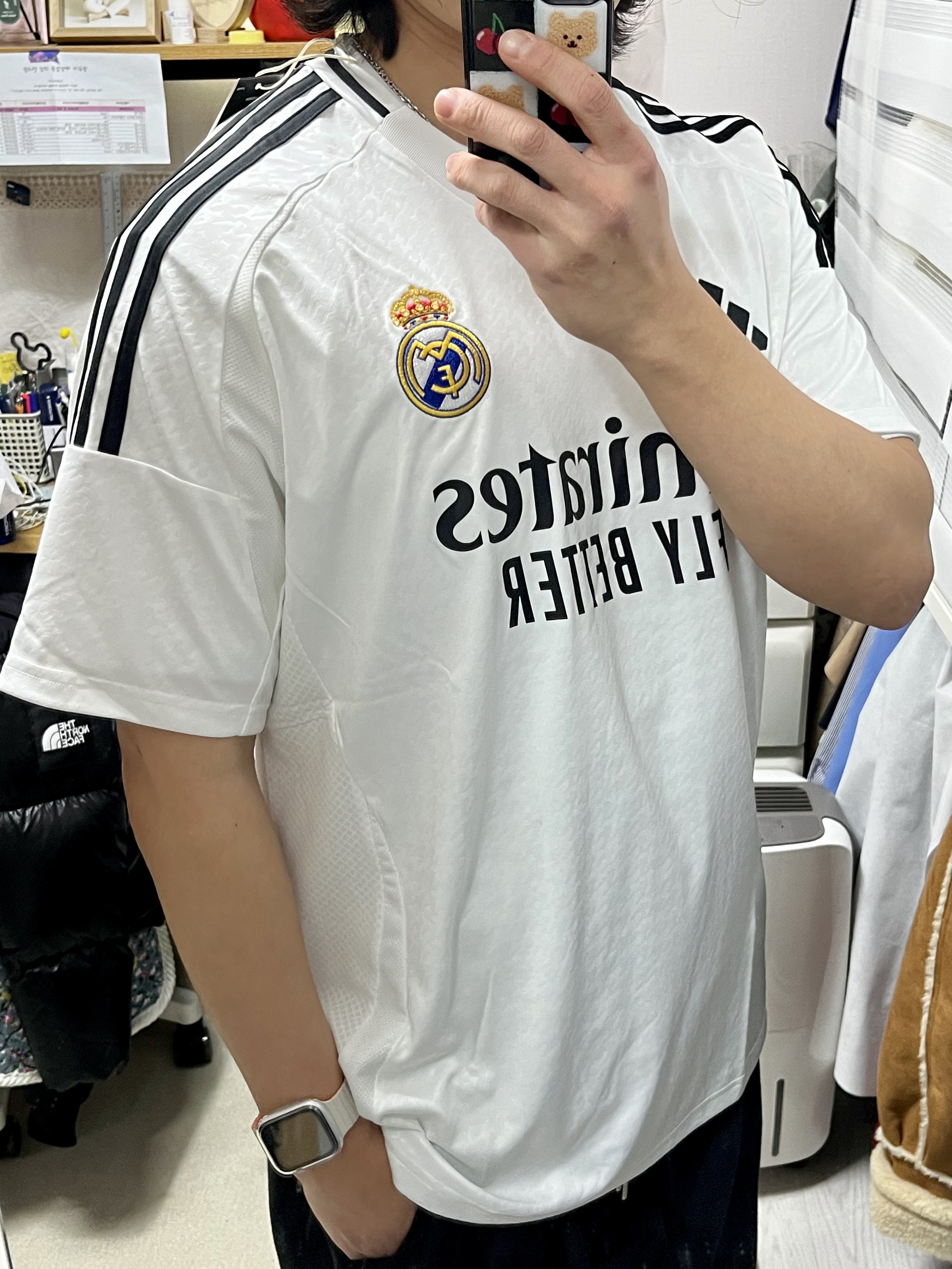 Adidas Real Madrid 2024/25 Home Jersey White - KR Sizing (Non Marking Ver.) 착용 스타일 - 2