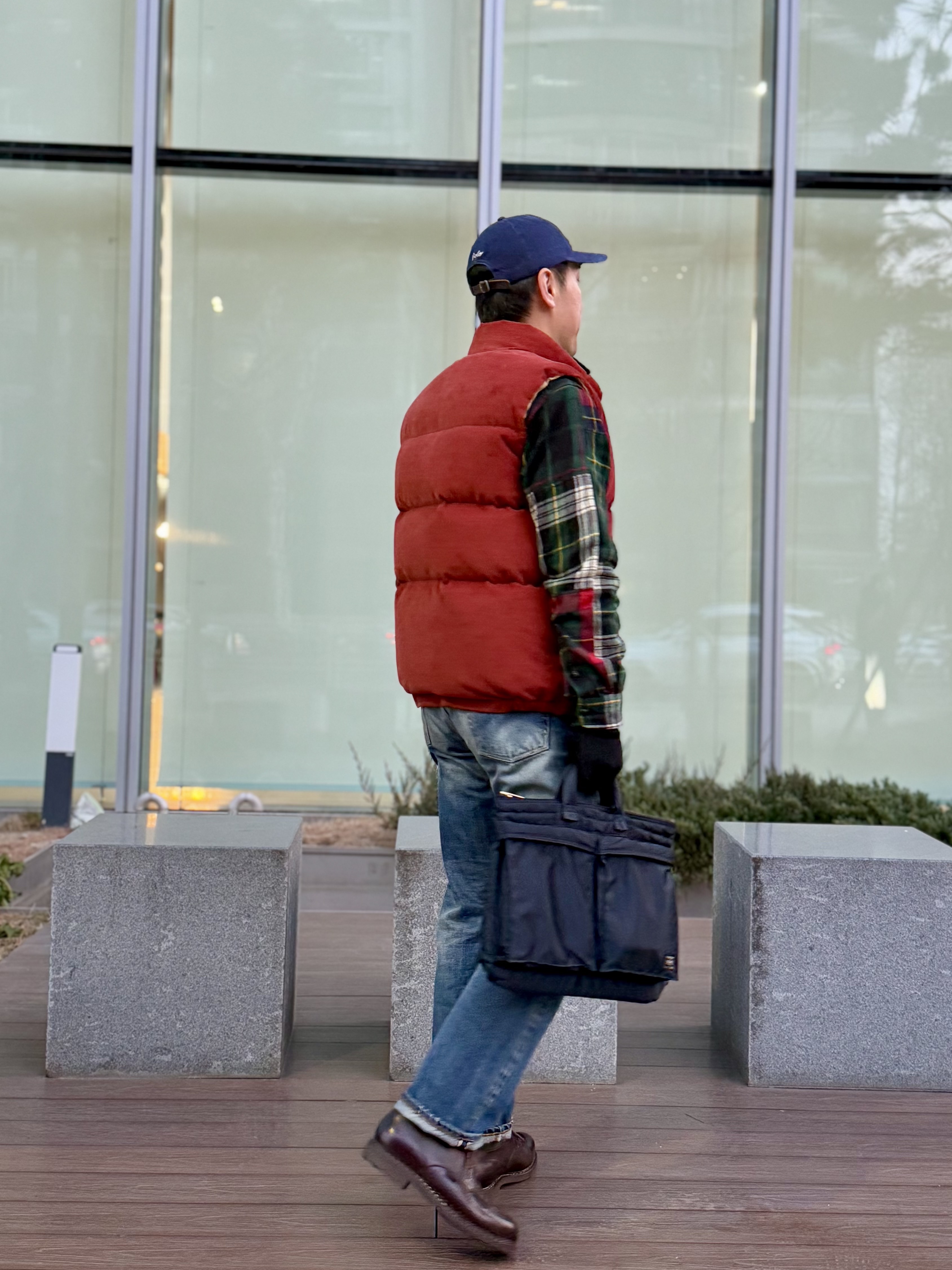 Porter All New Tanker Short Helmet Bag Iron Blue, Paraboot Chambord Tex Lisse Cafe 착용 스타일 - 2