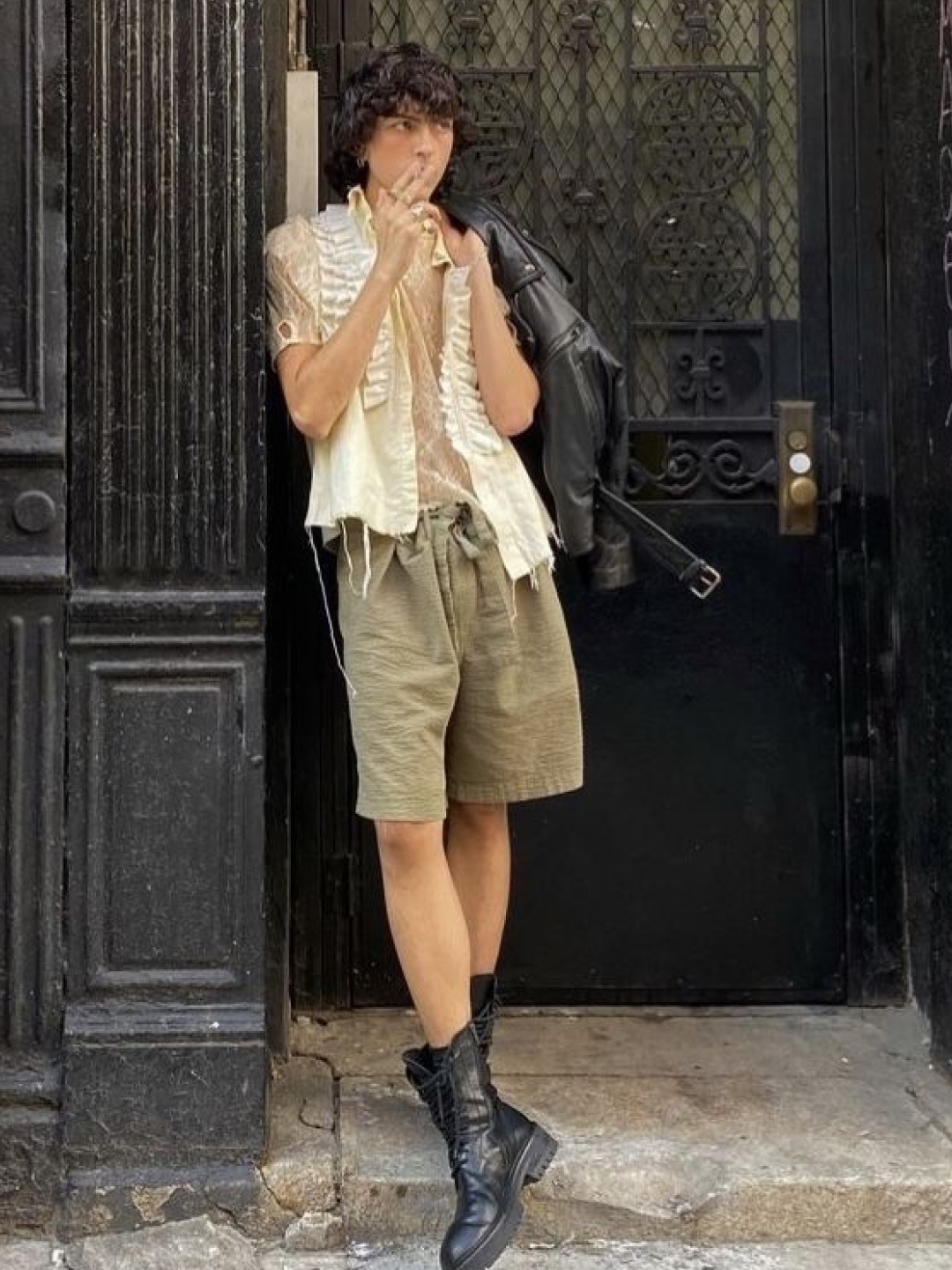 Stone Island L1721 Nylon Metal Garment Dyed Bermuda Shorts Light Green - 22SS, YIYAE Inside Out Leather Vest Black 착용 스타일 - 2