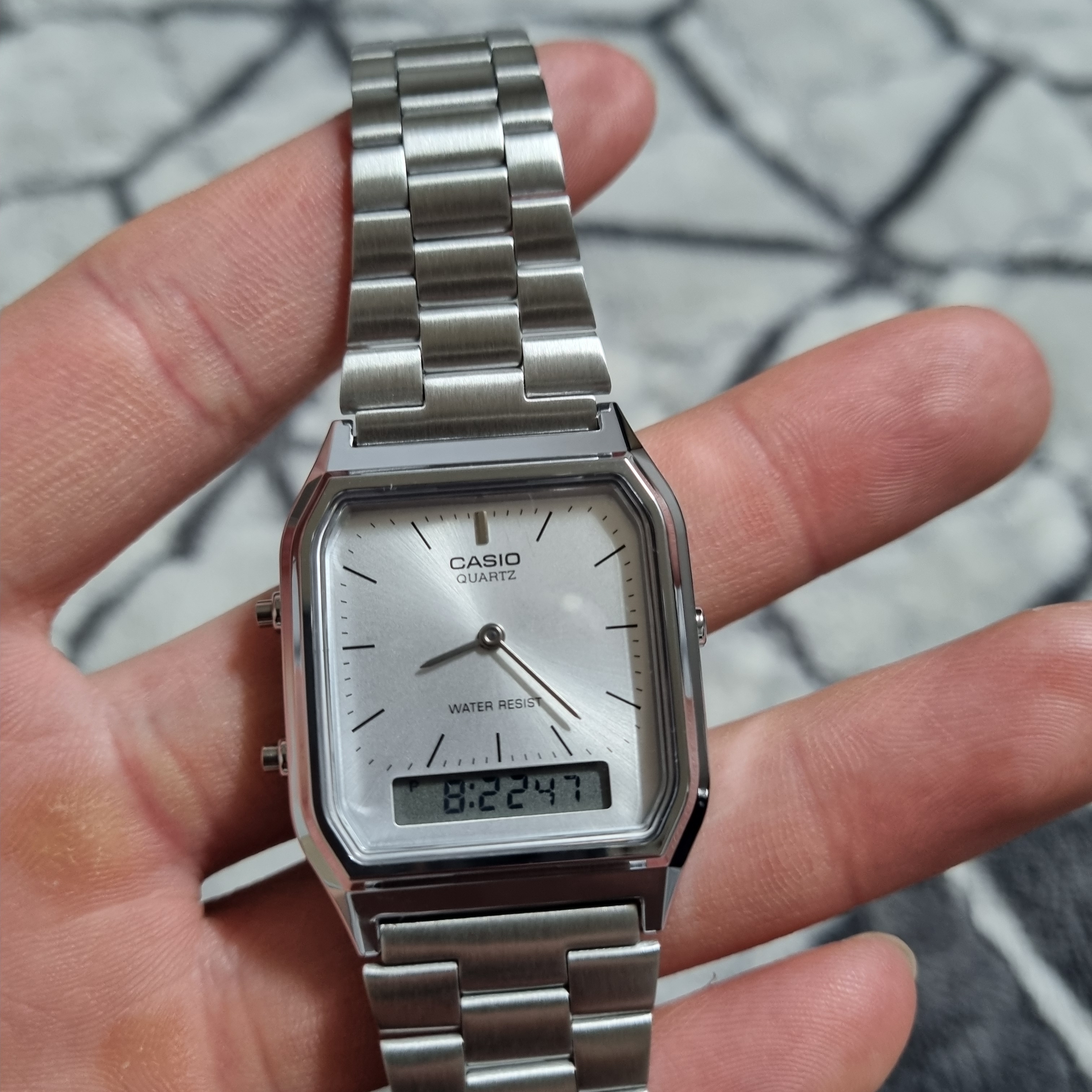 Casio AQ-230A-7AMQY 착용 스타일