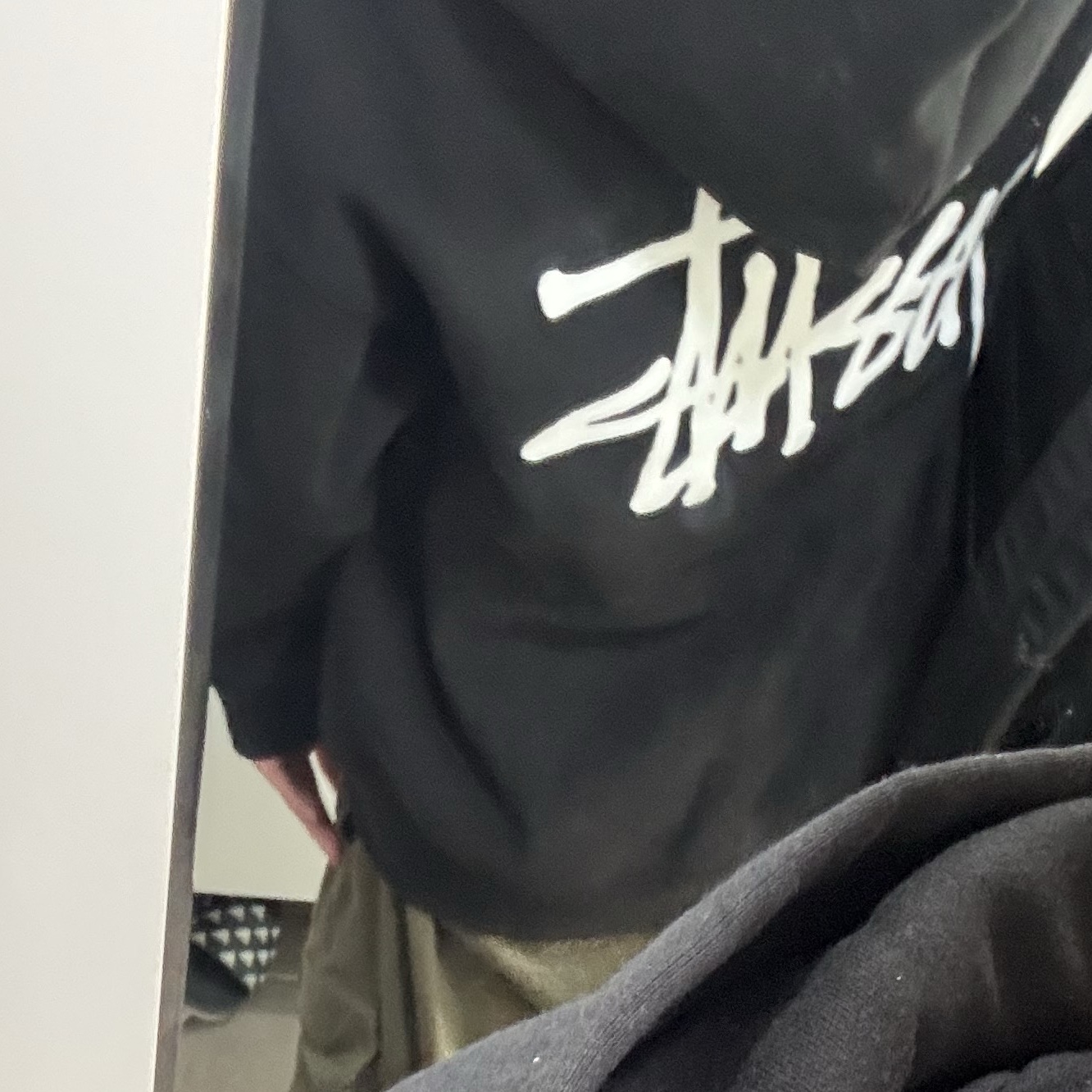 Stussy Basic Zip Hoodie Black 착용 스타일