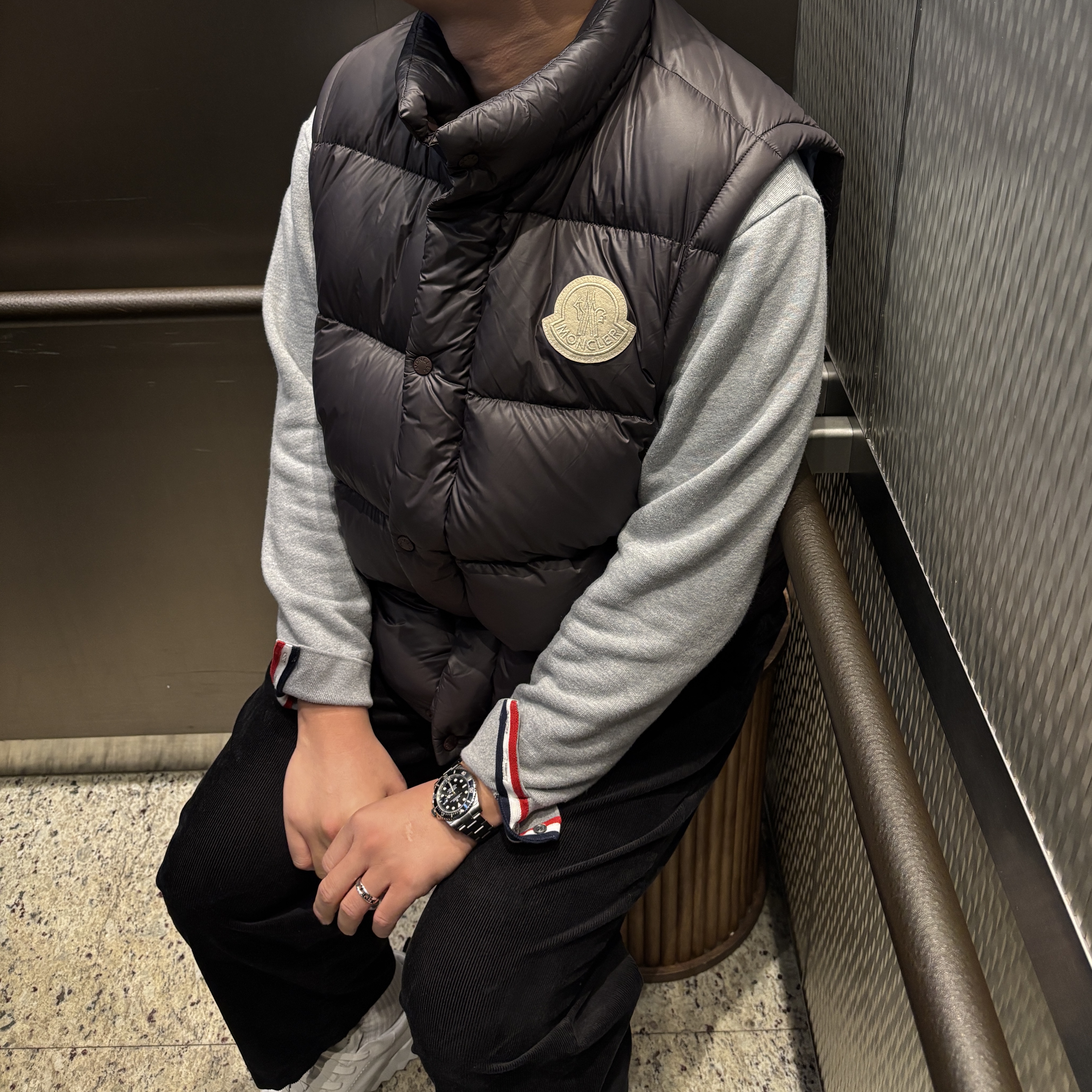 Moncler Cyclone 2-In-1 Down Jacket Brown - 24FW 착용 스타일 - 2