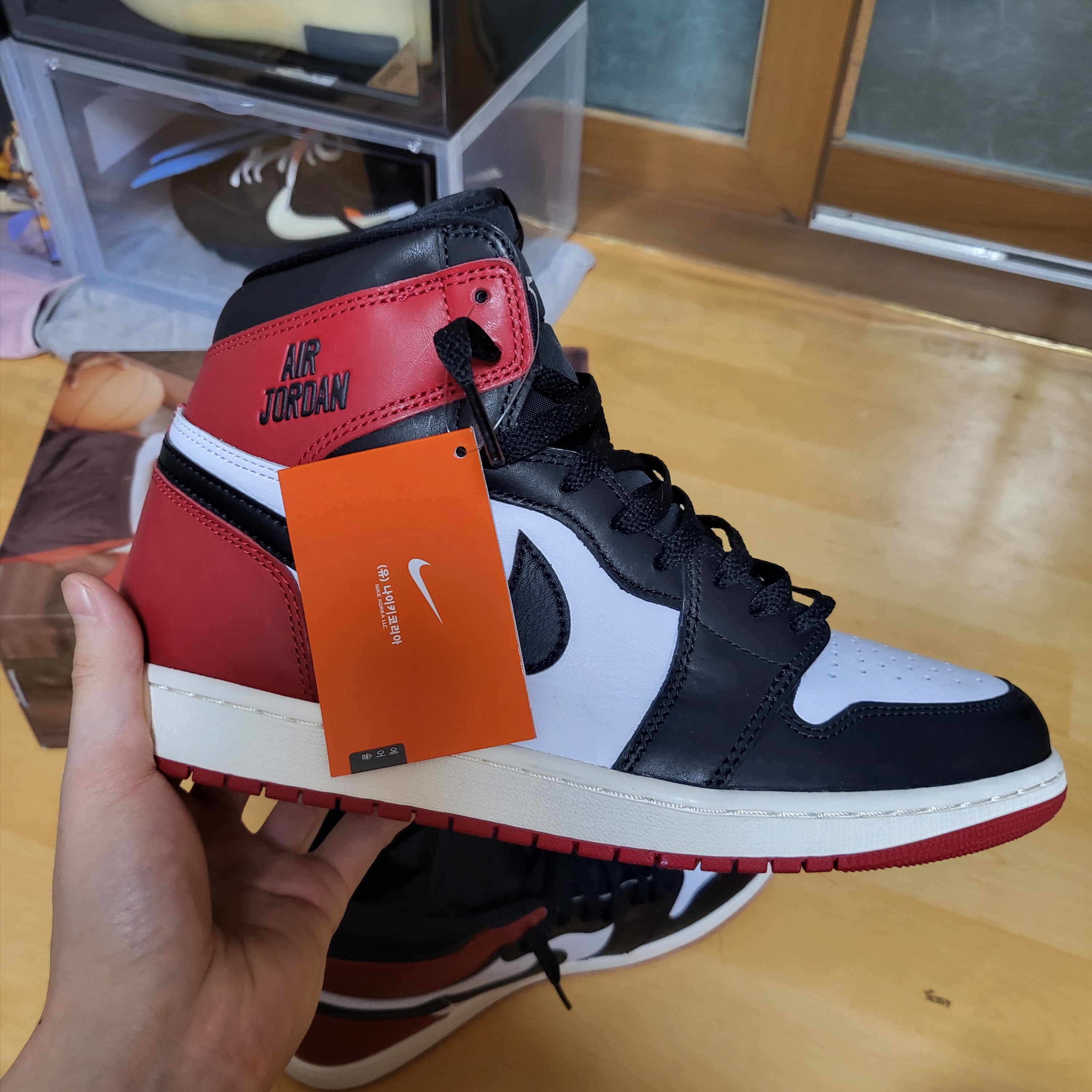 Jordan 1 Retro High OG Black Toe, Jordan 1 Retro High Shattered Backboard 3.0 착용 스타일 - 8