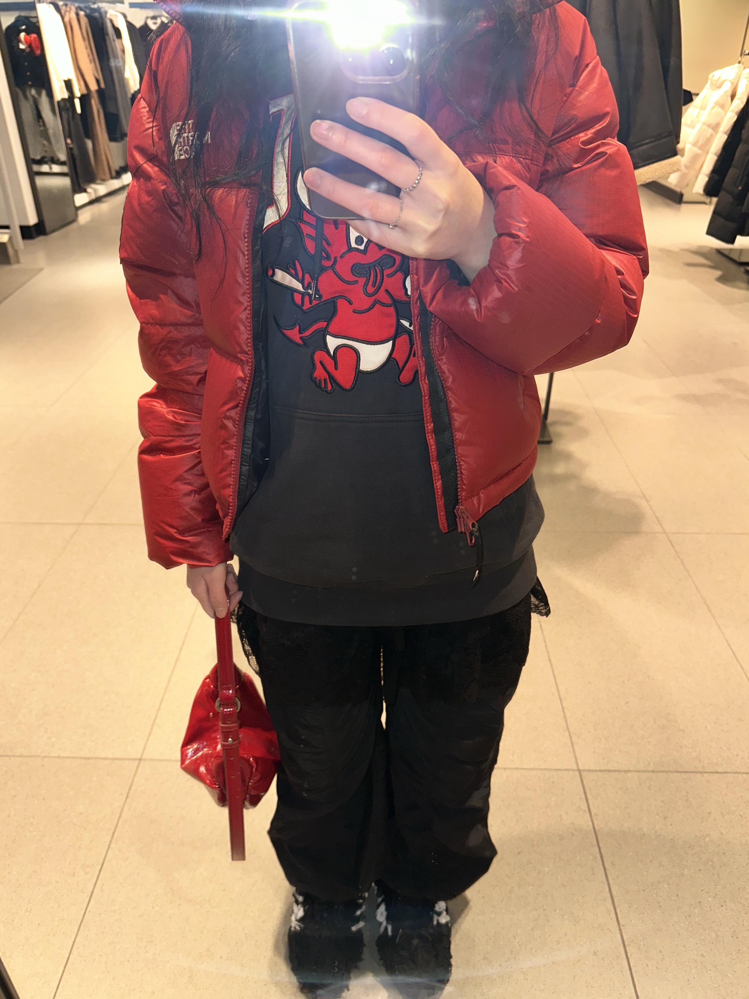 (W) Adidas x Caroline Hu Samba Lace Black, (W) The North Face White Label Novelty Nuptse Down Jacket Dark Red 착용 스타일