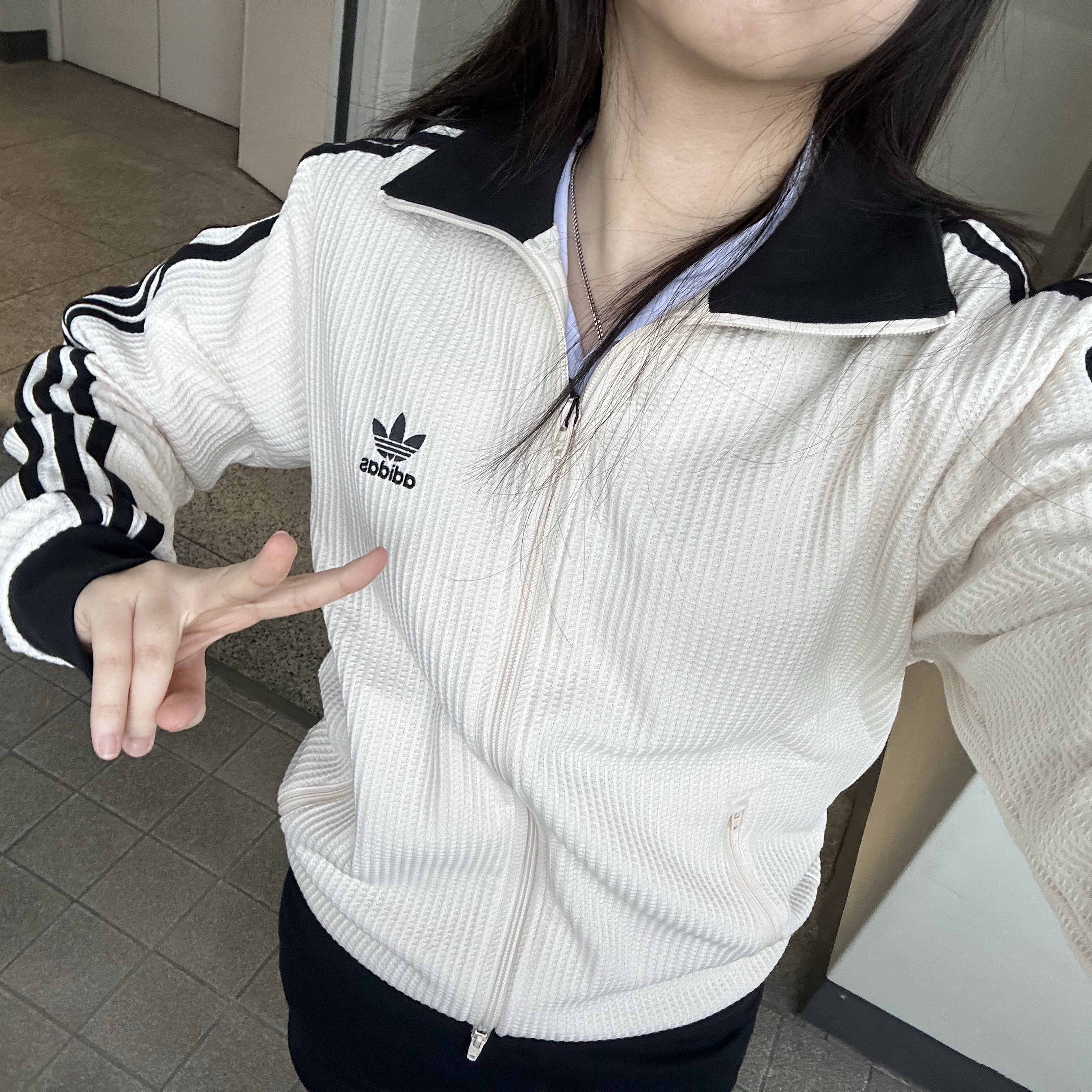 Adidas Waffle Beckenbauer Track Top Wonder White - KR Sizing 착용 스타일 - 1