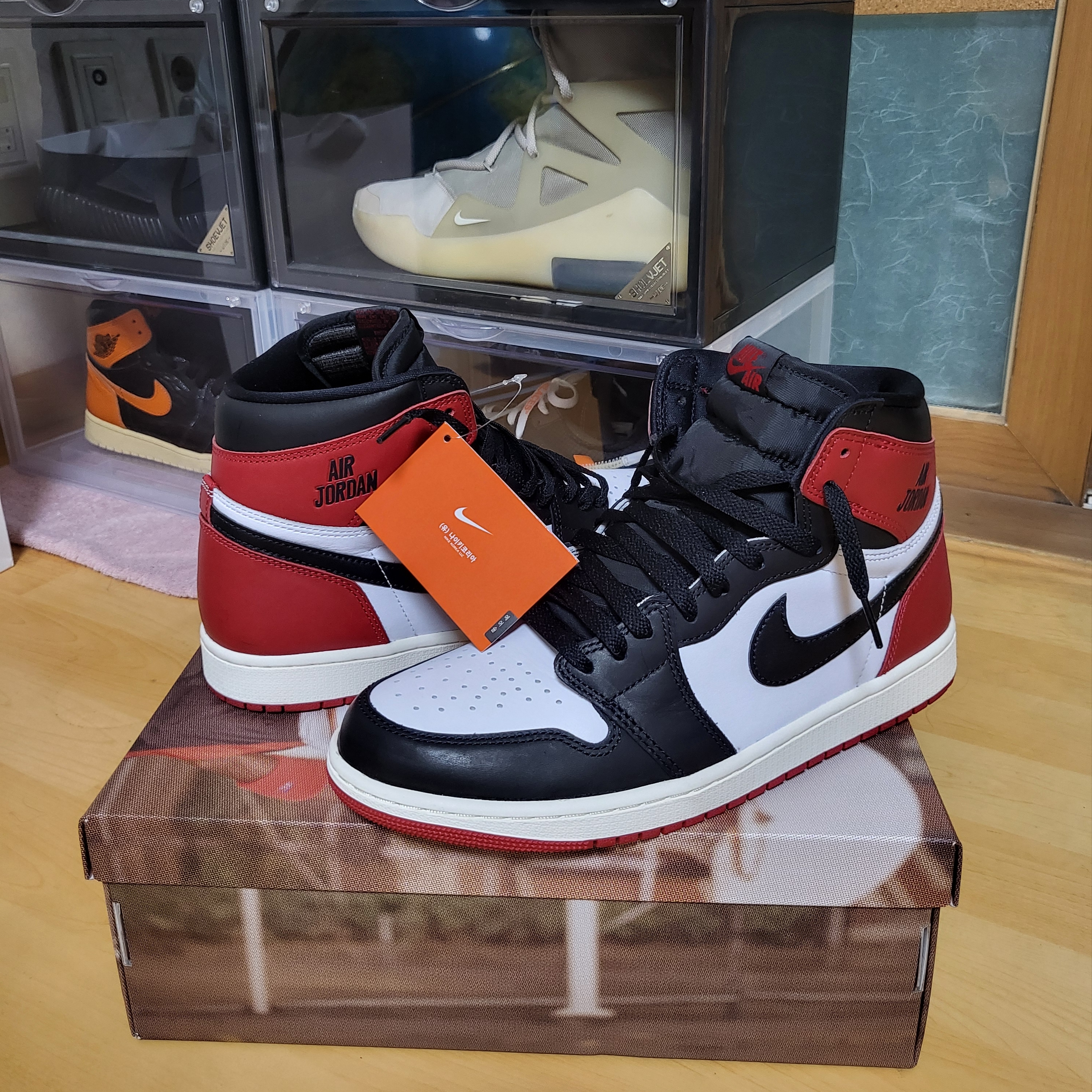 Jordan 1 Retro High OG Black Toe, Jordan 1 Retro High Shattered Backboard 3.0 착용 스타일 - 5