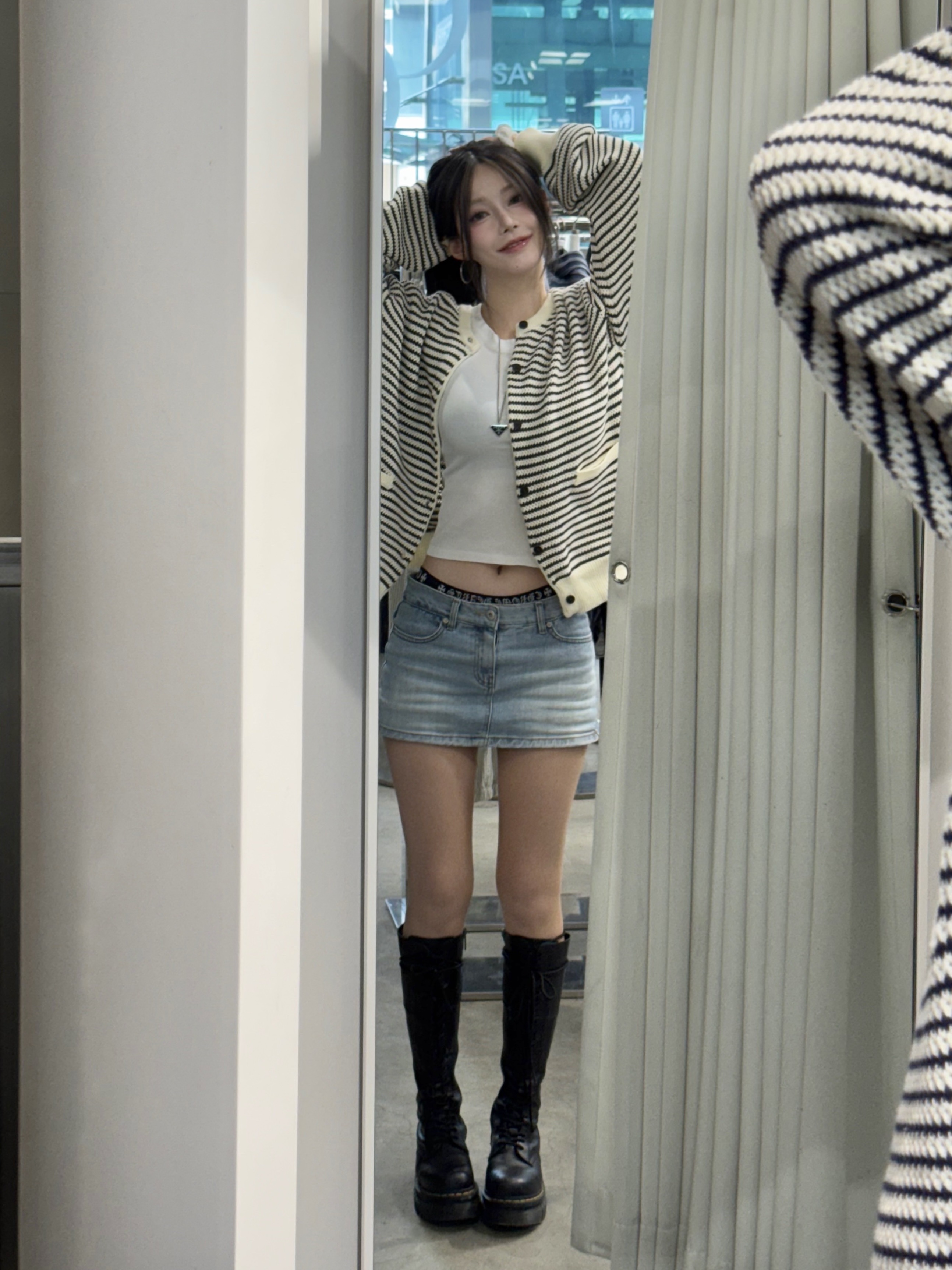 (W) Dr. Martens Audrick 20 Eye Leather Knee High Platform Boots Black, Chrome Hearts Boxer Brief Camo 착용 스타일