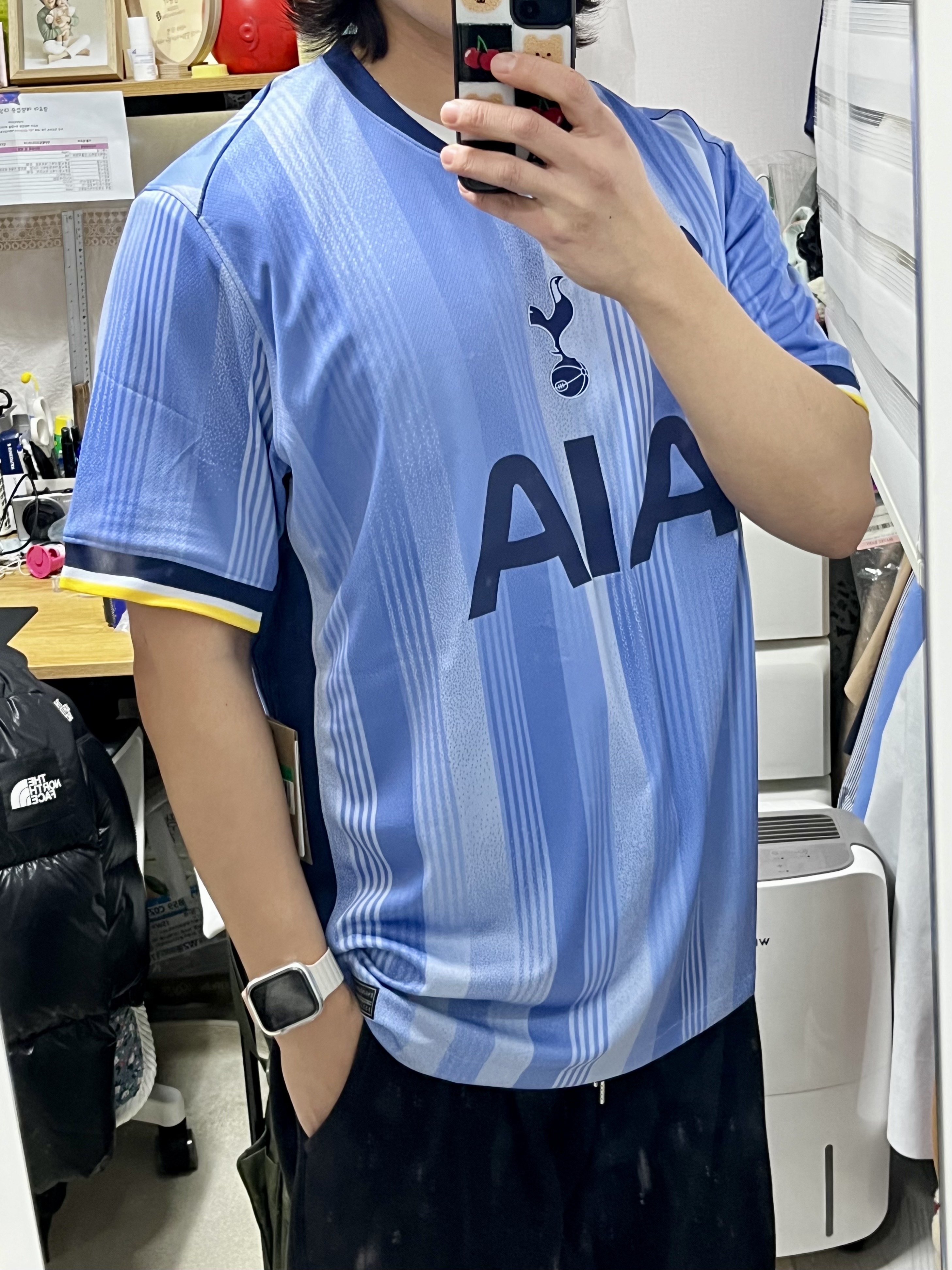 Nike Tottenham Hotspur 2024/25 Dri-Fit Stadium Away Jersey Cobalt Bliss (Non Marking Ver.) 착용 스타일 - 2